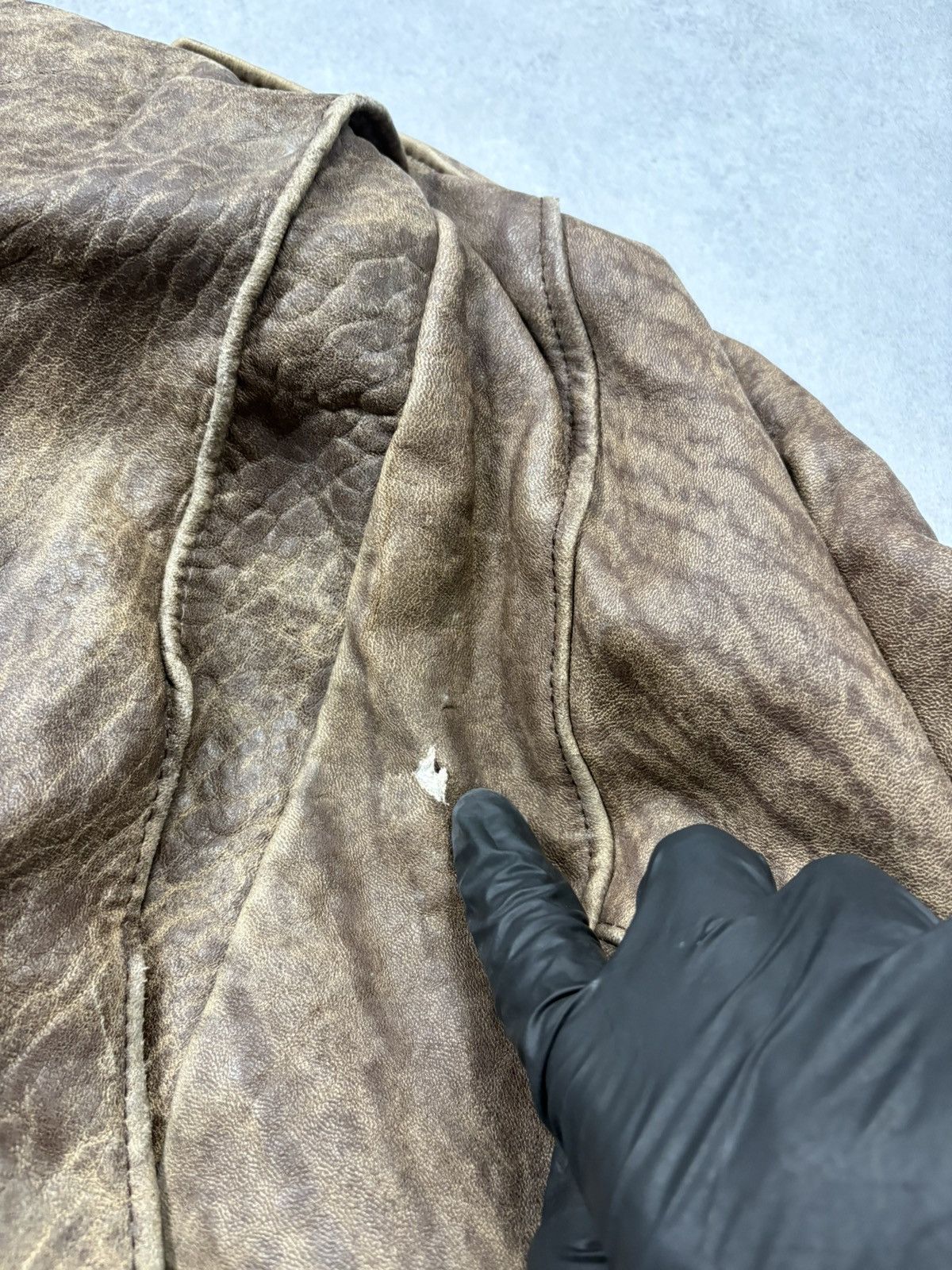 Leather Vintage A2 Distressed Leather Bomber Flight Jacket USA Patch Size US M / EU 48-50 / 2 - 13 Thumbnail