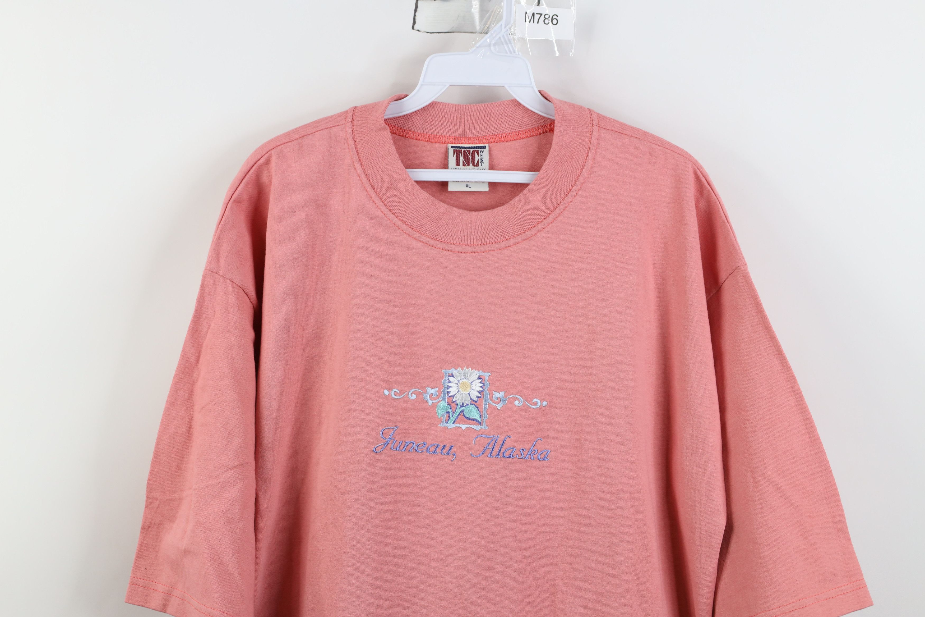 Vintage Vintage 90s Streetwear Alaska Flower Baggy Fit T-Shirt Pink Size XL / US 12-14 / IT 48-50 - 2 Thumbnail