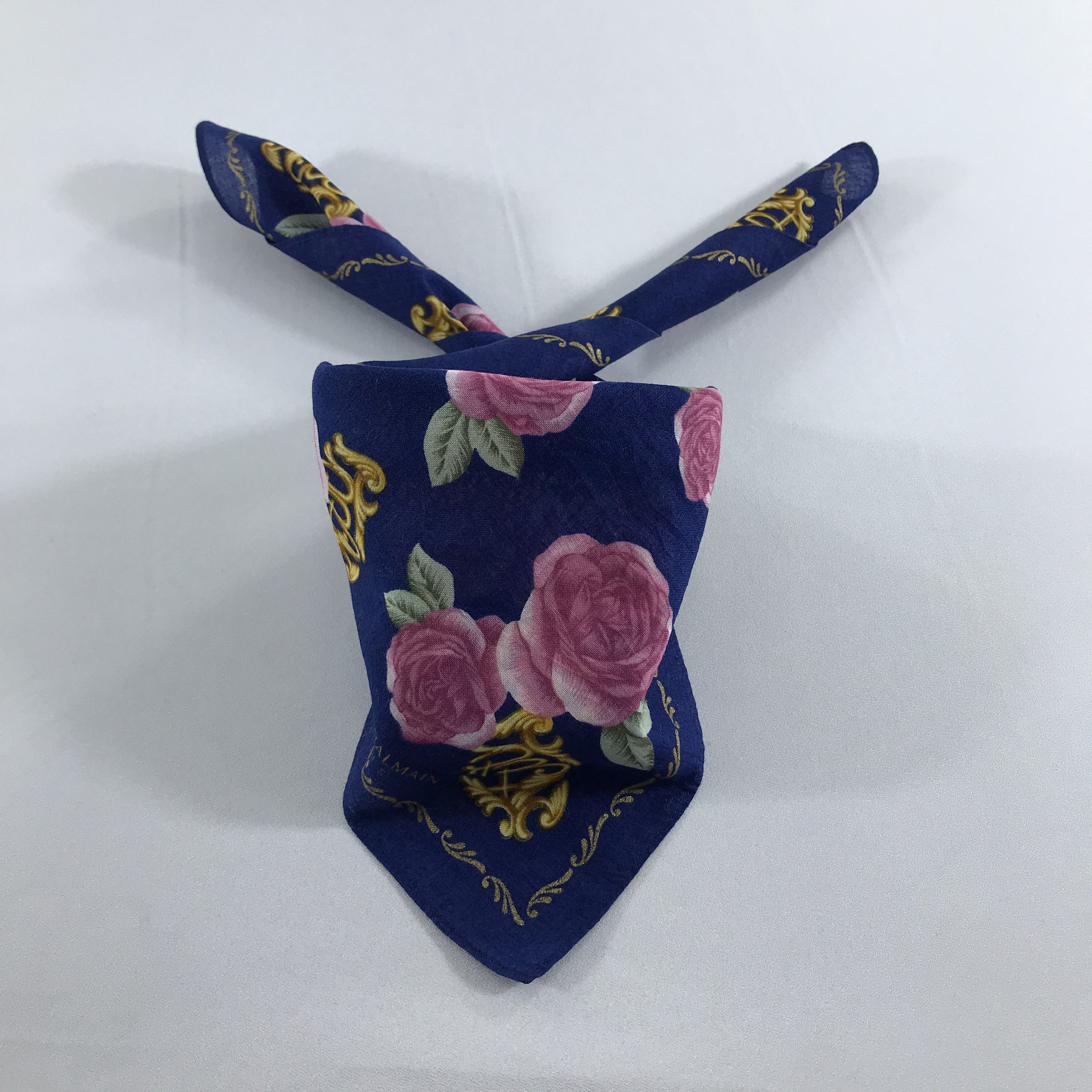 Pierre Balmain Pierre Balmain Handkerchief Neckerchief Bandana H1197 Size ONE SIZE - 1 Thumbnail