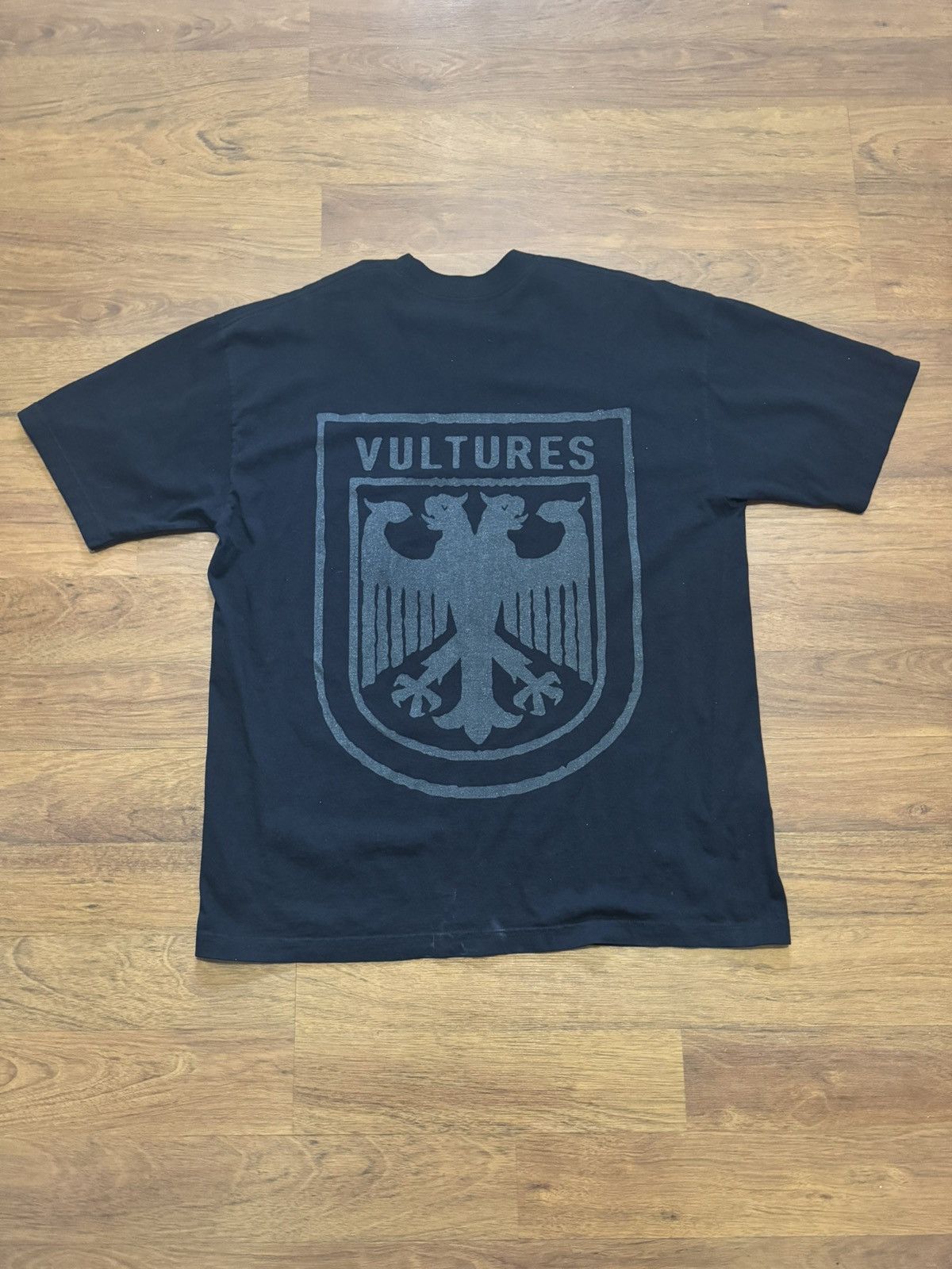 Kanye West × Supreme × Yeezy VULTURES listening party chicago merch Size US L / EU 52-54 / 3 - 5 Thumbnail