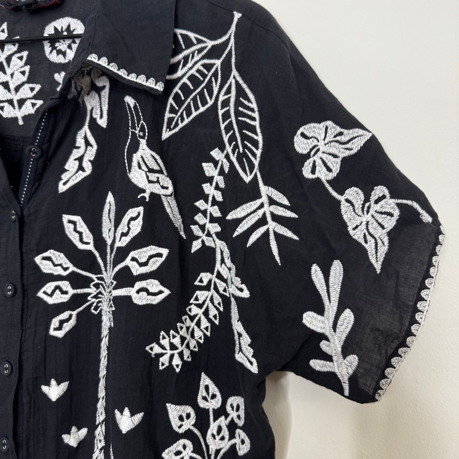 Johnny Was Johnny Was Luciana Dolman Shirt Black White Tropical Embroid Size M / US 6-8 / IT 42-44 - 6 Thumbnail