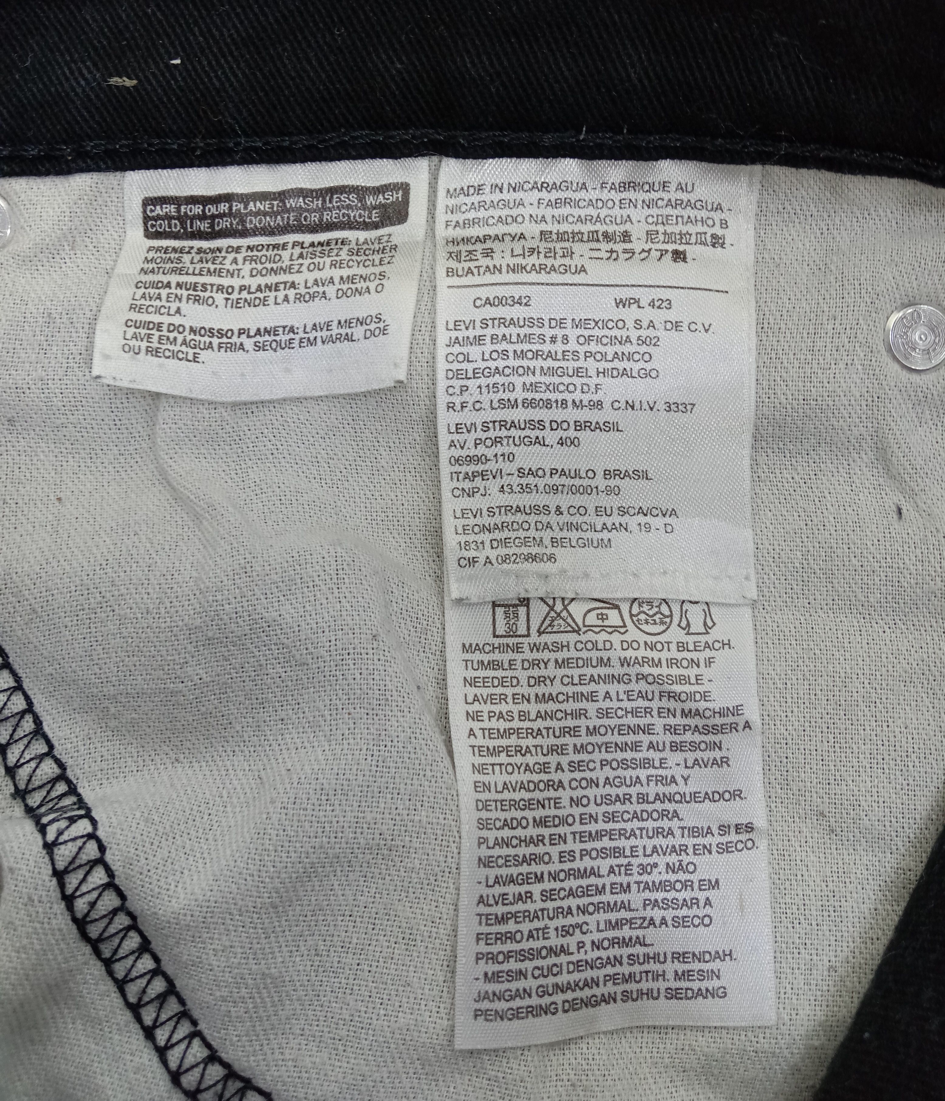 Levi's Vintage Levi's 510 Jeans Super Black Paint Splatter Denim Size US 34 / EU 50 - 14 Thumbnail