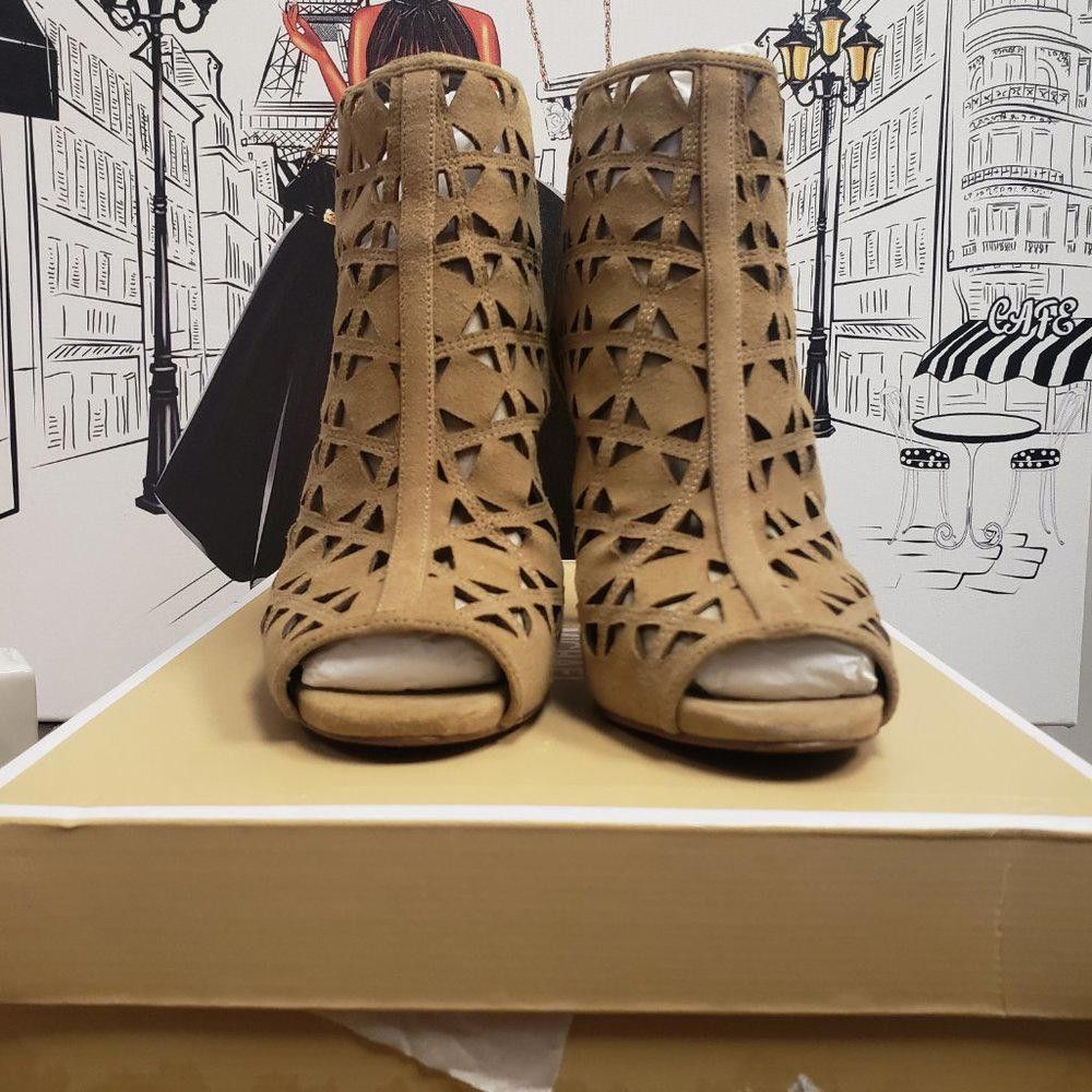 Michael Kors MICHAEL Michael Kors Ivy Style Bootie Size US 9 / IT 39 - 3 Thumbnail