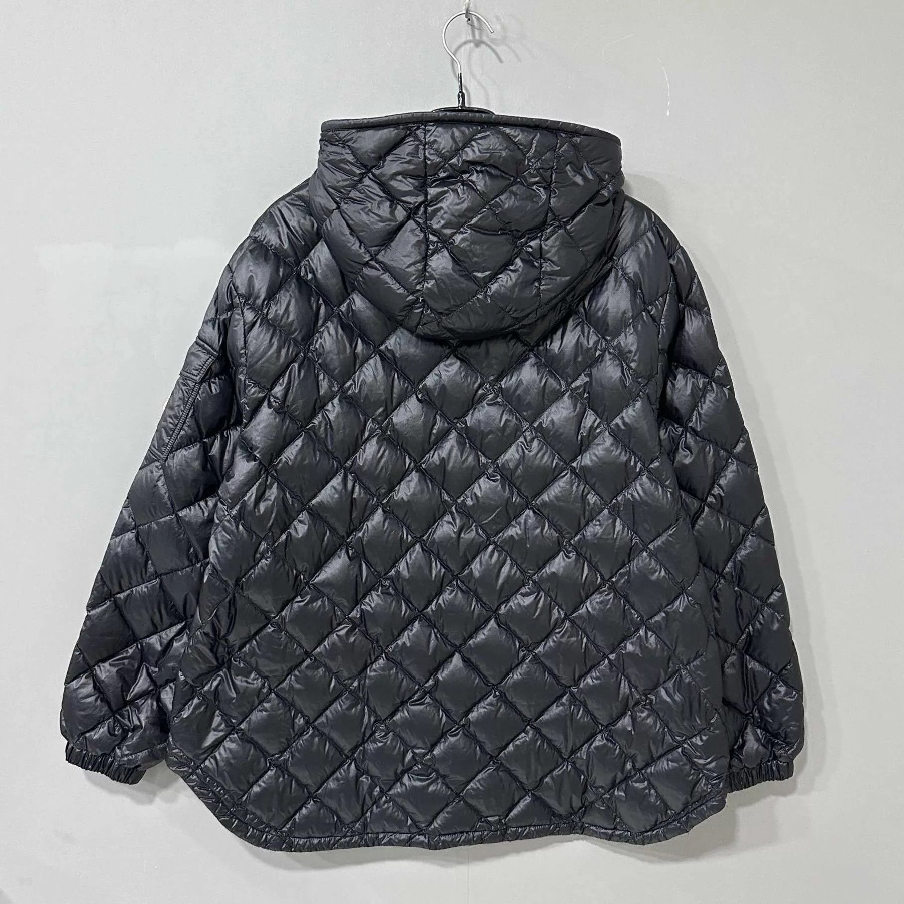 Moncler Moncler black A-line quilted down jacket Size M / US 6-8 / IT 42-44 - 3 Thumbnail