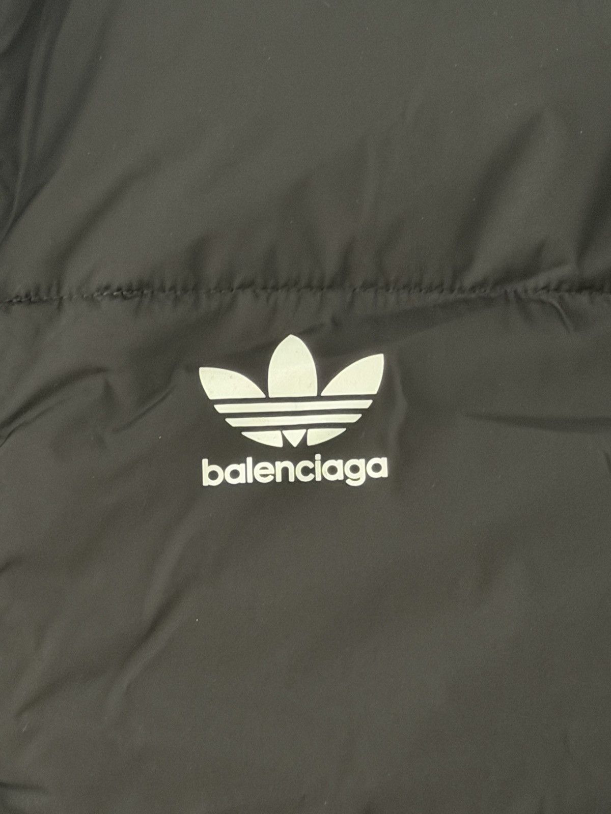 Balenciaga Balenciaga Adidas Puffer Jacket Sz.50 Size US M / EU 48-50 / 2 - 3 Thumbnail