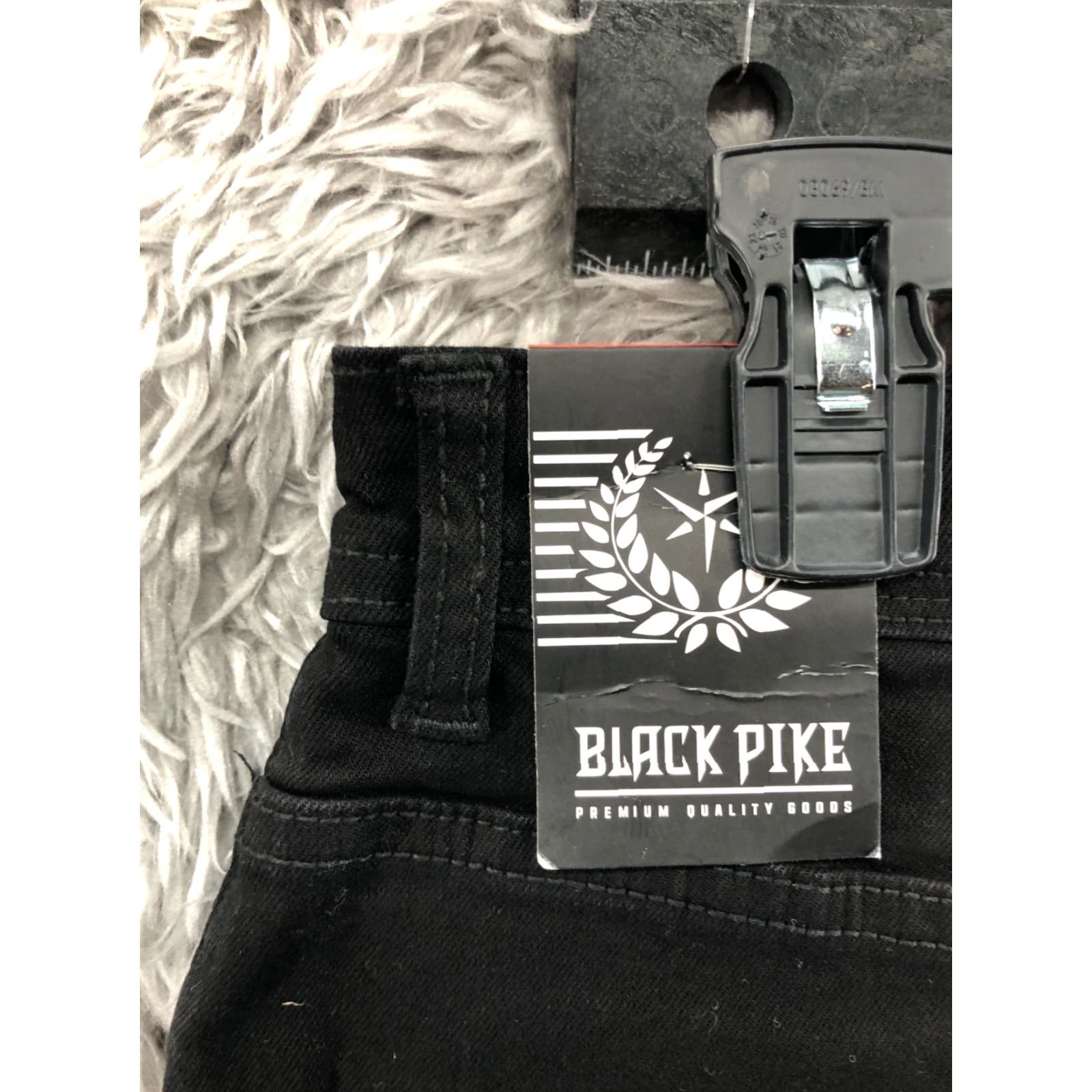 Vintage Black Pike Shorts Mens Size 30 Mid Rise Dark Wash Black Orange Bermuda 5-Pocket Denim Cotton Blend Regular Slim? No Distress Mens Size US 30 / EU 46 - 6 Thumbnail