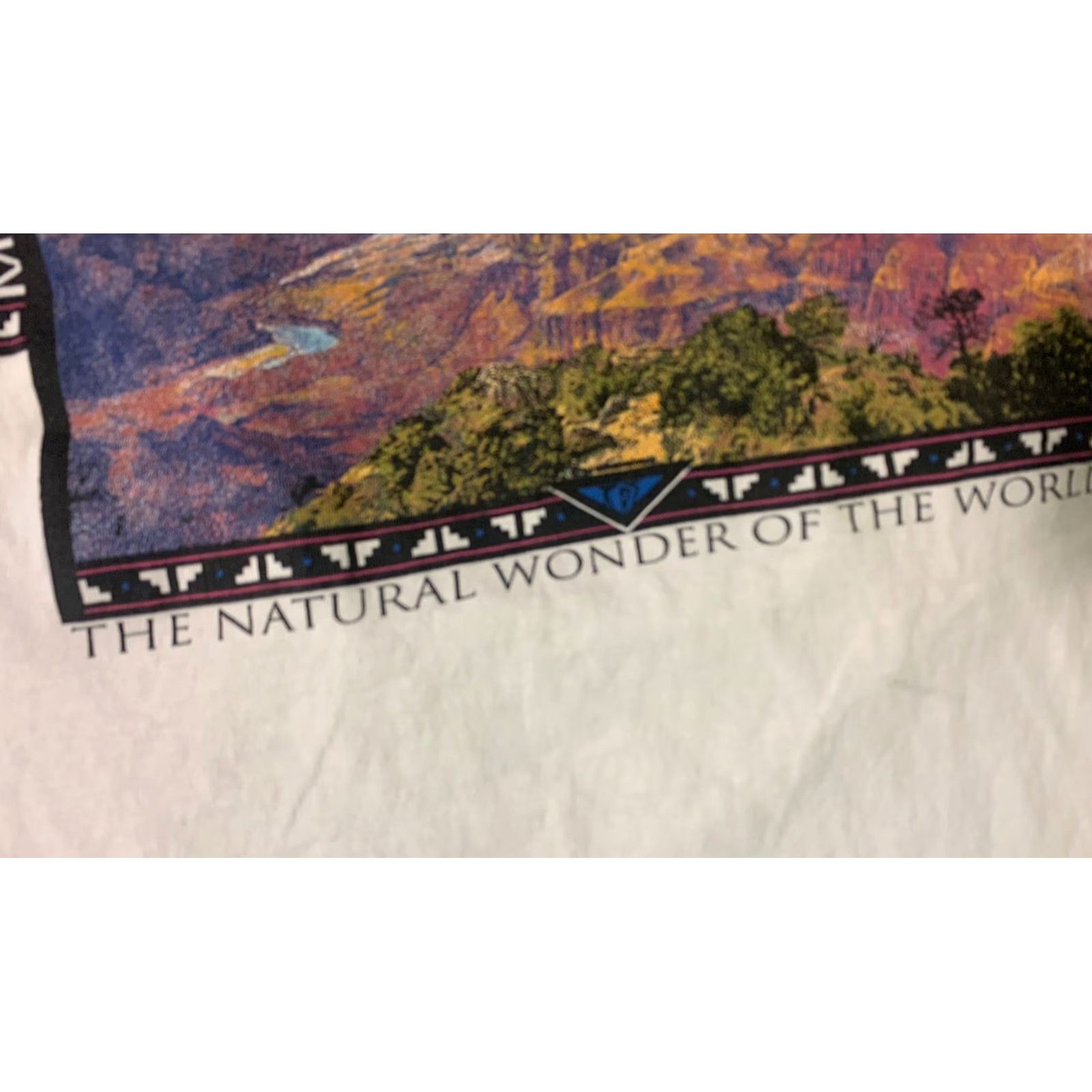 Vintage Grand Canyon Mens Large Wrap Around T Shirt Vintage Size US L / EU 52-54 / 3 - 2 Thumbnail