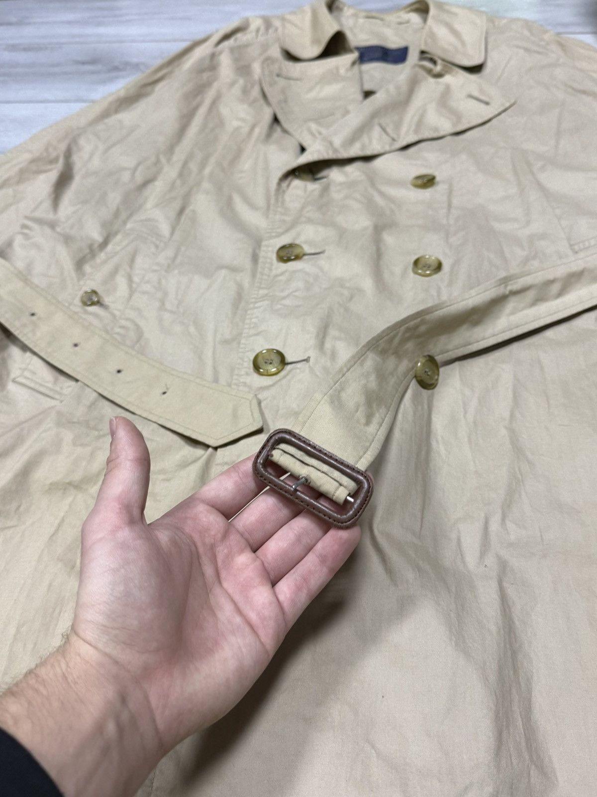 Burberry Burberry double breasted trench coat buttons vintage England Size US L / EU 52-54 / 3 - 14 Thumbnail