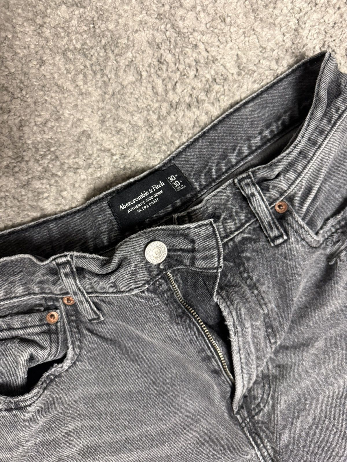 Abercrombie & Fitch Washed Black Abercrombie Ultra Baggy Jeans Size US 30 / EU 46 - 3 Thumbnail