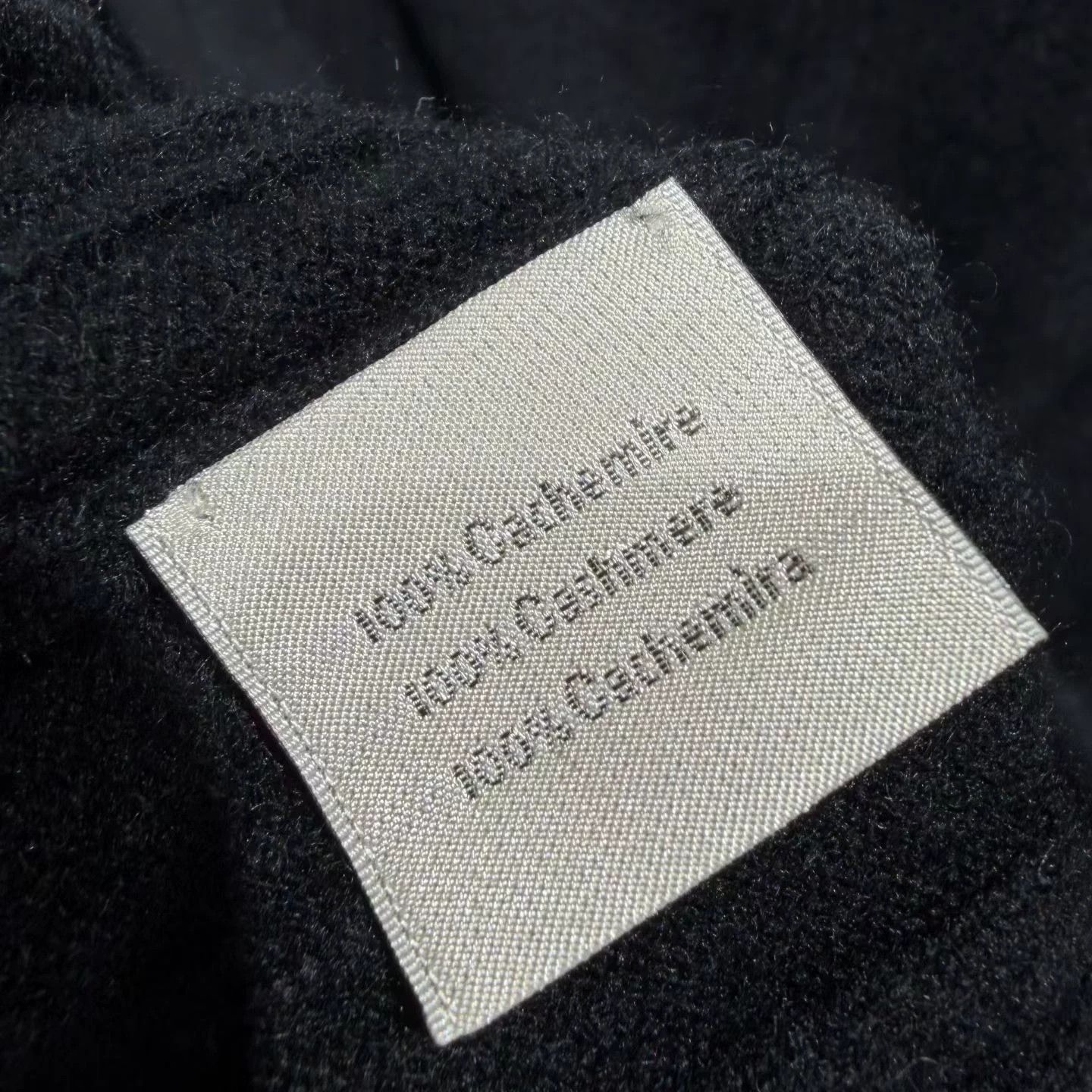 Hermes Hermes XXXL Goat Cashmere Knit Sweater Black Size US XXL / EU 58 / 5 - 5 Thumbnail