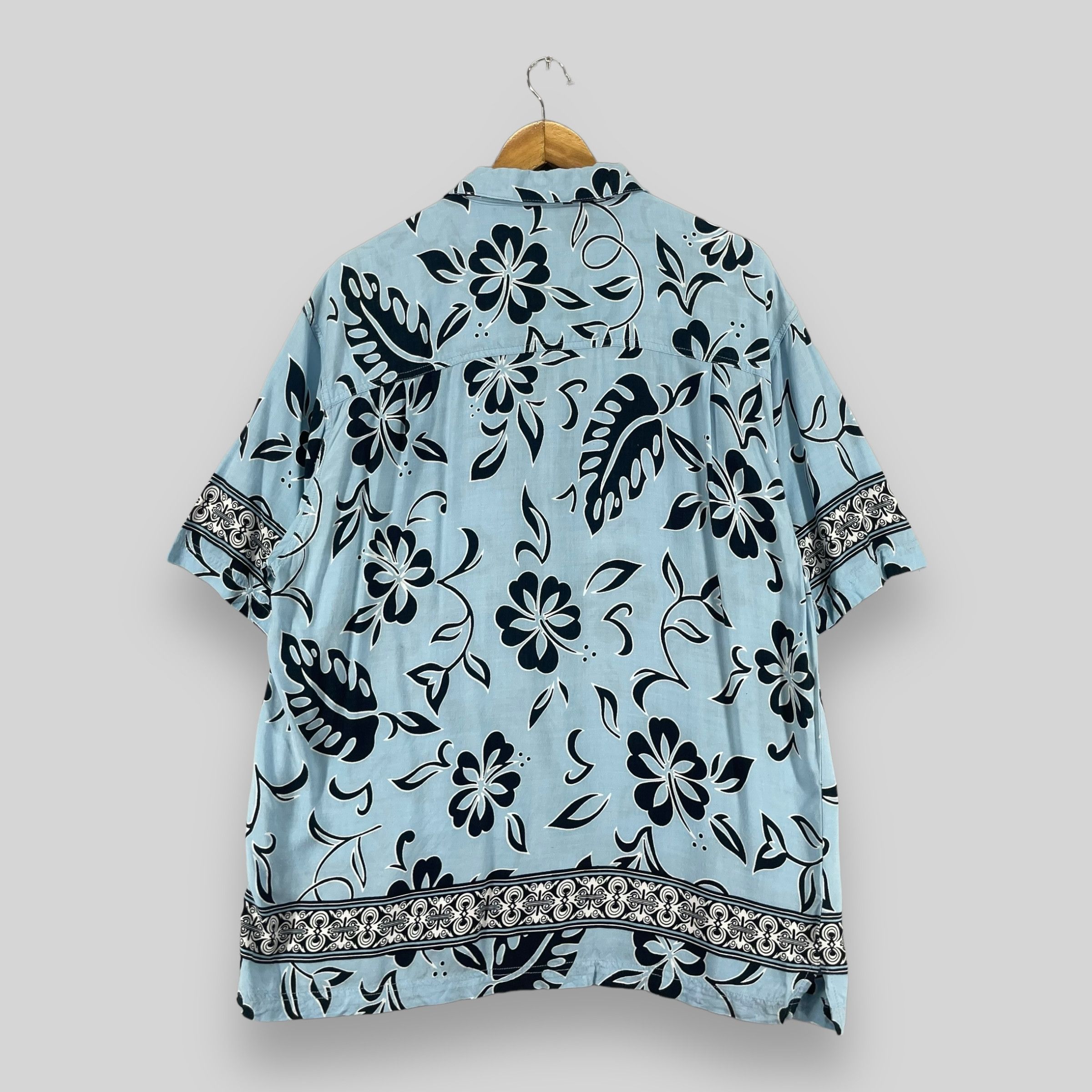 Japanese Brand Vintage Hawaiian Hibiscus Floral Motive Rayon Button Up Size US L / EU 52-54 / 3 - 5 Thumbnail