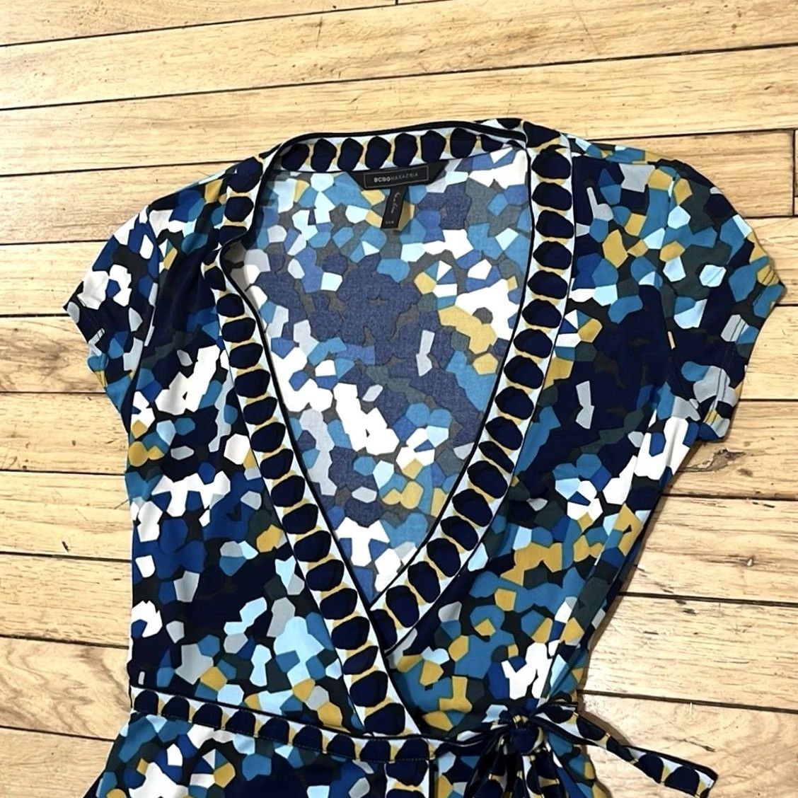 Bcbgmaxazria BCBGMAXAZRIA Wrap Dress Midi Women XXS Blue Floral Impressionist Fairy Festival Dress Size XXS / US 00 / IT 34 - 5 Thumbnail