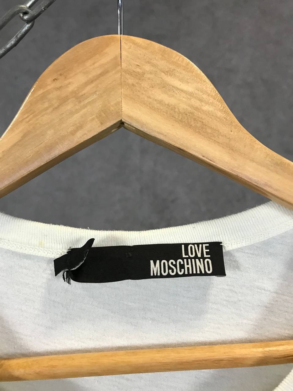 Designer Love Moschino luxury art designer tee Size US S / EU 44-46 / 1 - 5 Thumbnail