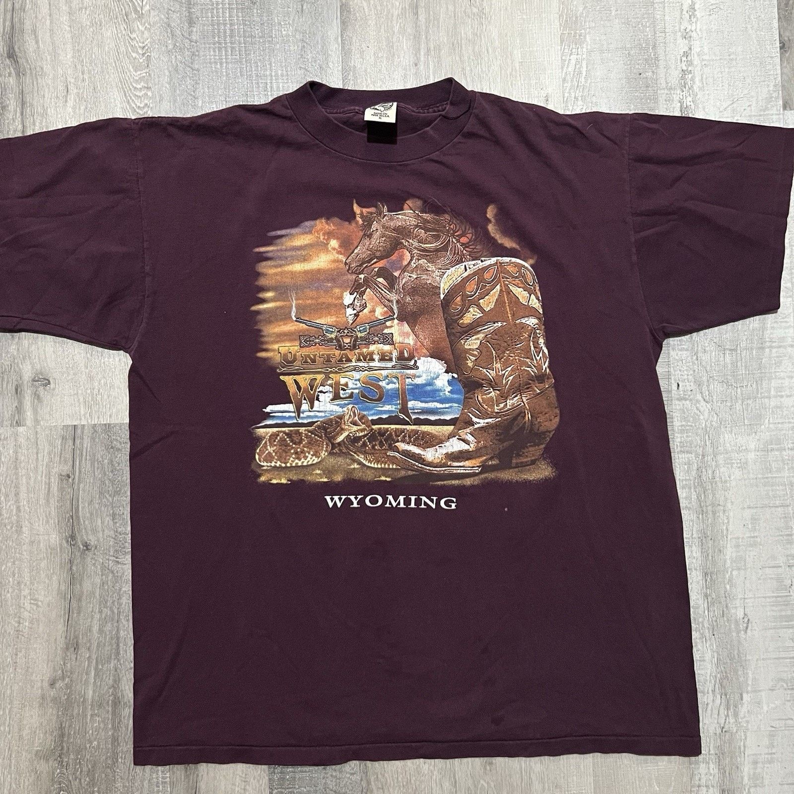Vintage VTG Wyoming Untamed West Cowboy Boots Western Travel Shirt Size US XL / EU 56 / 4 - 1 Thumbnail