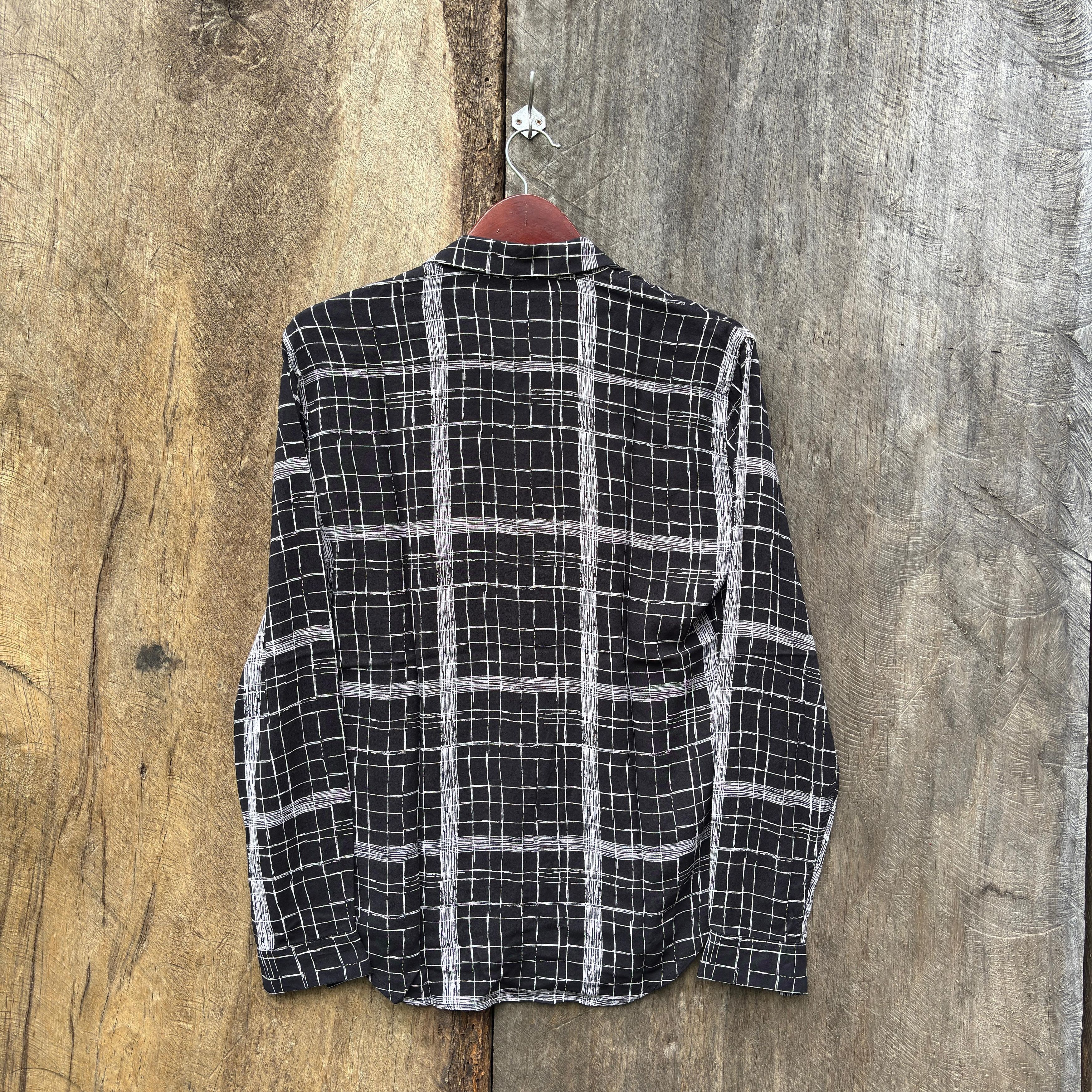 Designer × Sandro Sandro Paris Loop Collar Shirt Made In Tunisia Size US M / EU 48-50 / 2 - 2 Thumbnail