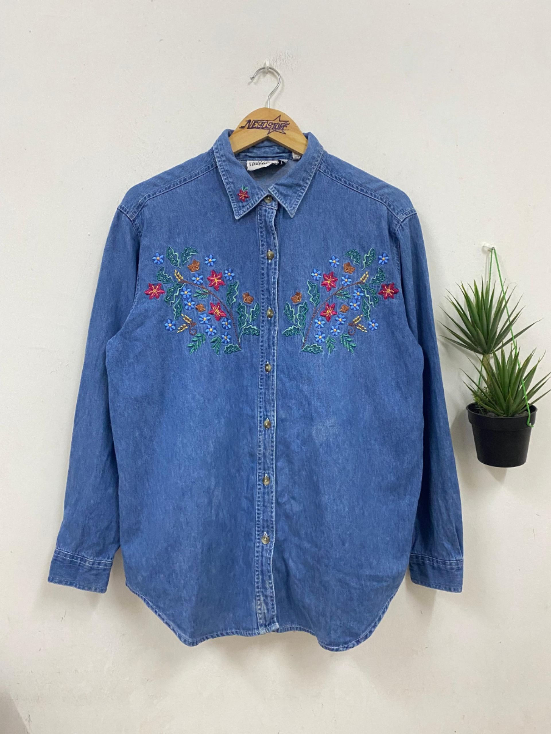 Vintage Vintage 90s Denim shirt embroidery western design Size US M / EU 48-50 / 2 - 1 Thumbnail
