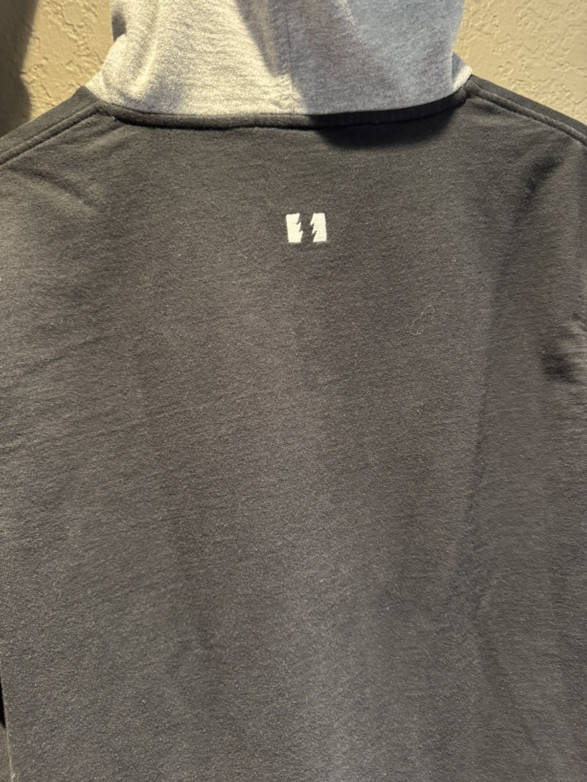 The Hundreds The Hundreds 2010s Black Grey Tonal Block Hoodie Size US L / EU 52-54 / 3 - 6 Thumbnail