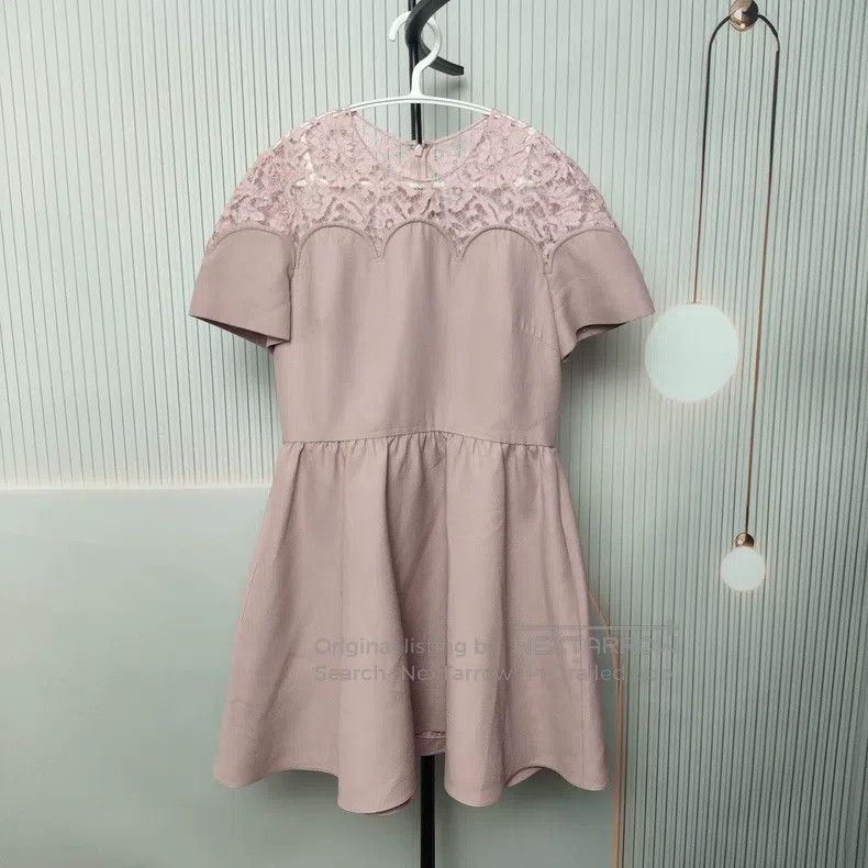 Valentino Valentino Short-sleeved skirt Size M / US 6-8 / IT 42-44 - 1 Thumbnail