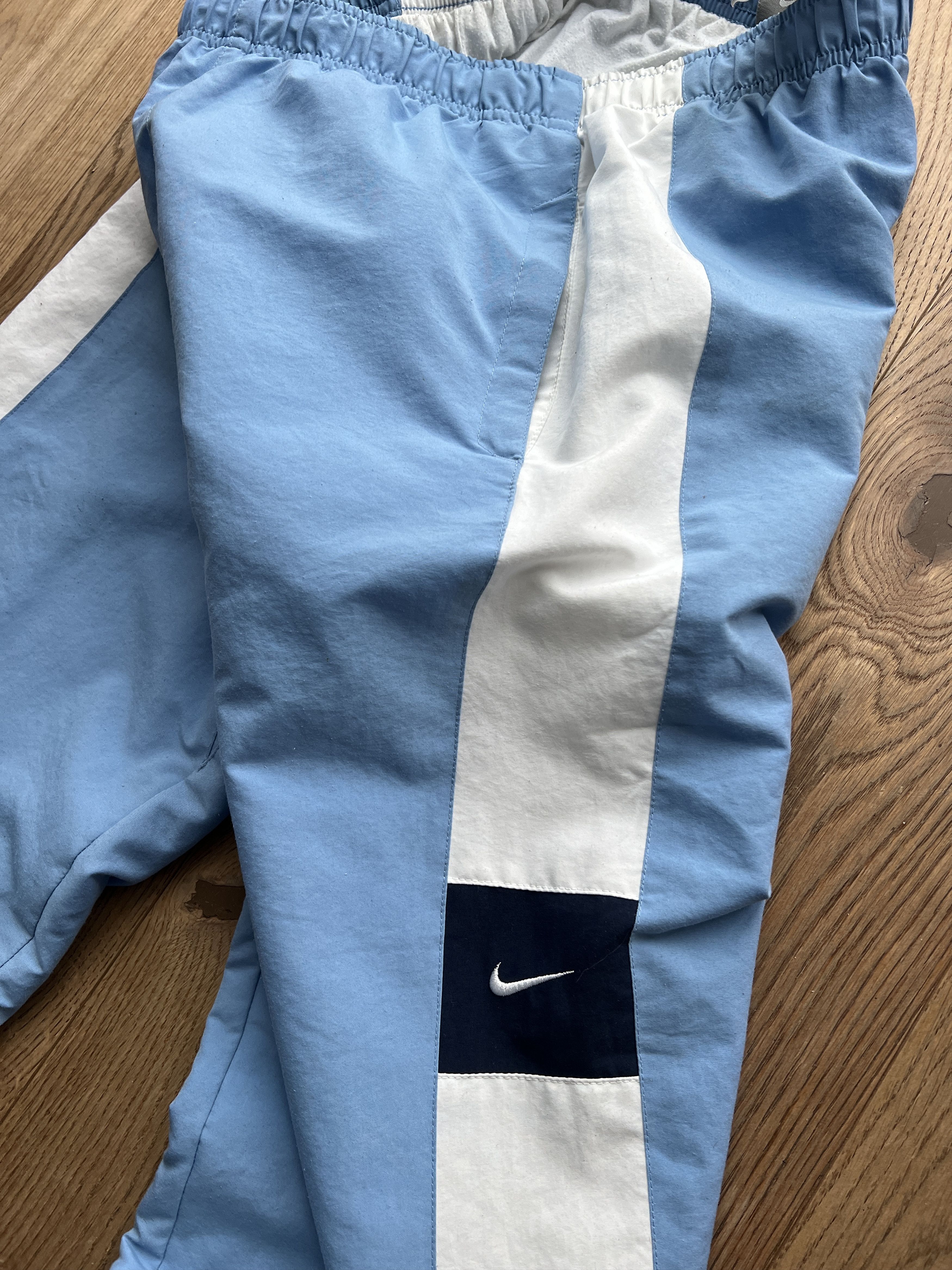 Nike Nike vintage 2000s baby blue track pants nylon joggers rare Size US 32 / EU 48 - 7 Thumbnail
