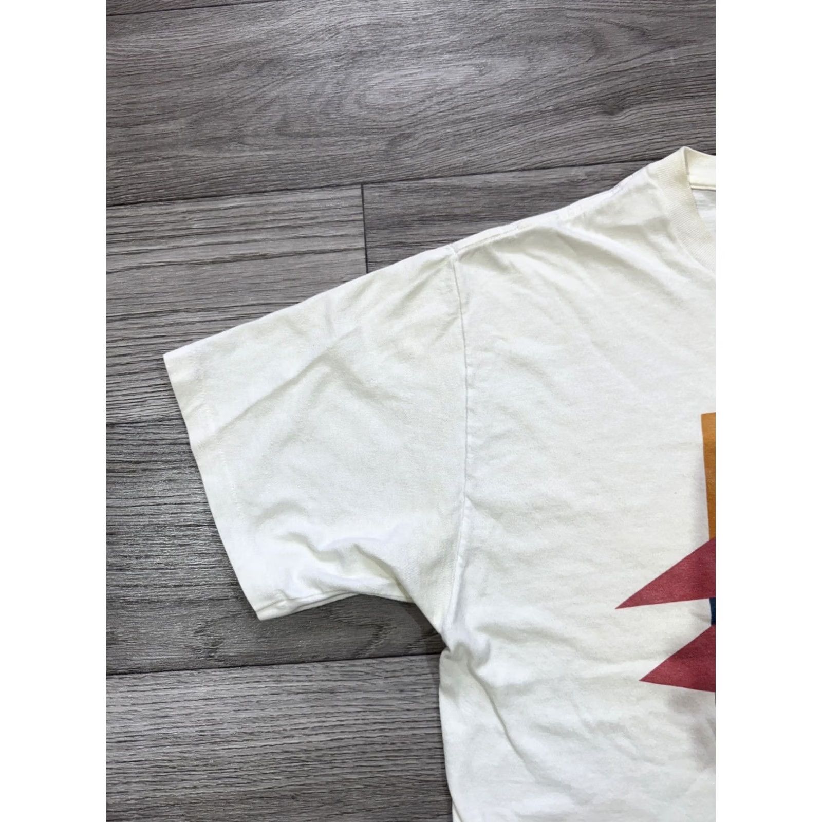 Nike VINTAGE Nike T-Shirt White Cotton 1990s 90s Chicago Bulls Jordan M Mens Short Sleeve Single Stitch Shirt Size US M / EU 48-50 / 2 - 5 Thumbnail
