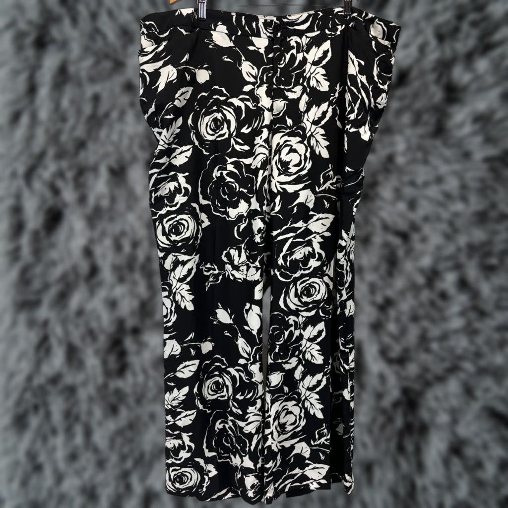 Ralph Lauren Lauren Ralph Lauren Women’s Floral Pants Slacks 22W Plus Black White Flowy Size 40" / US 18 - 1 Thumbnail