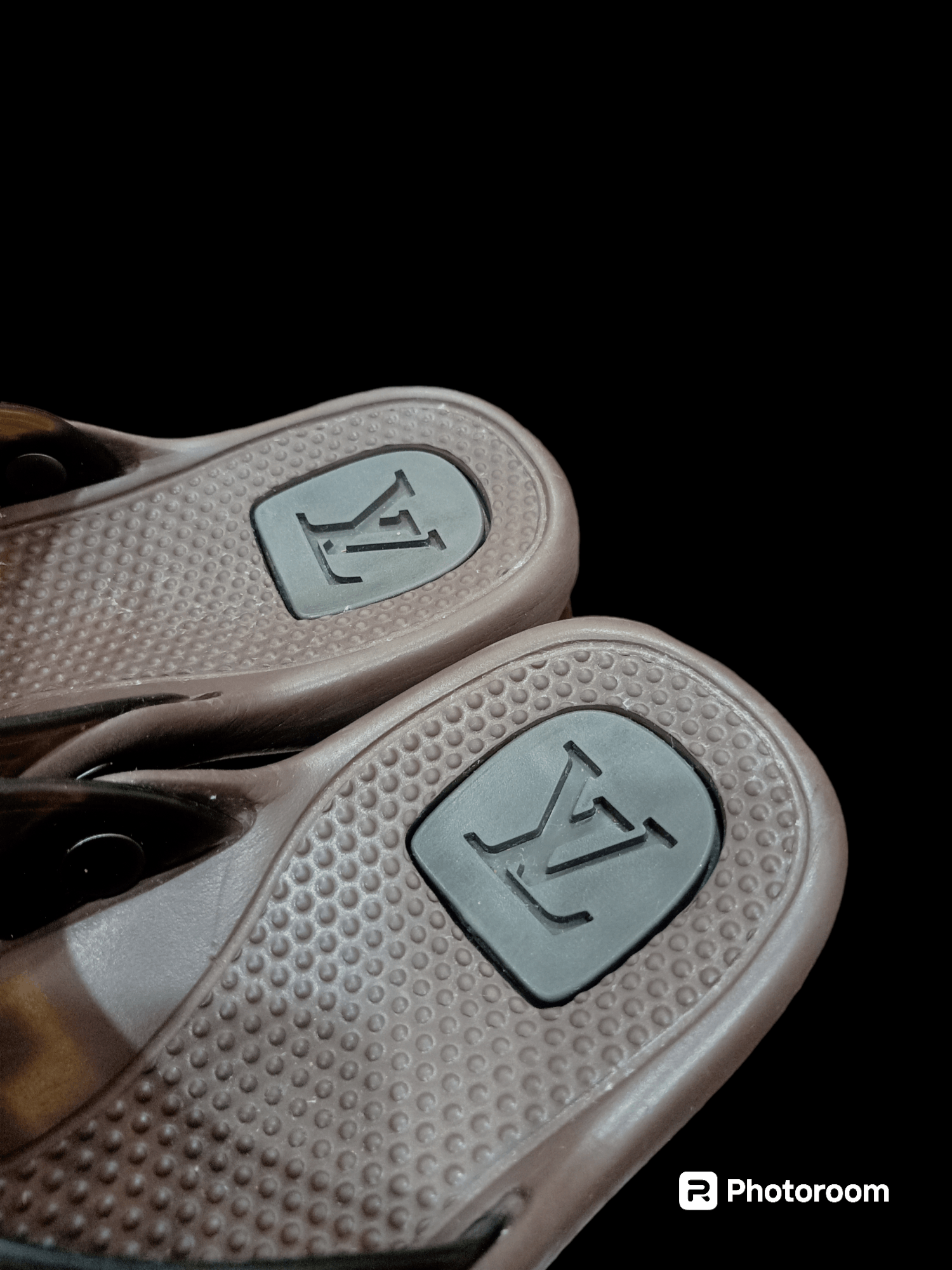 Louis Vuitton Louis Vuitton LV Damier Sandals Size US 6 / EU 39 - 11 Thumbnail