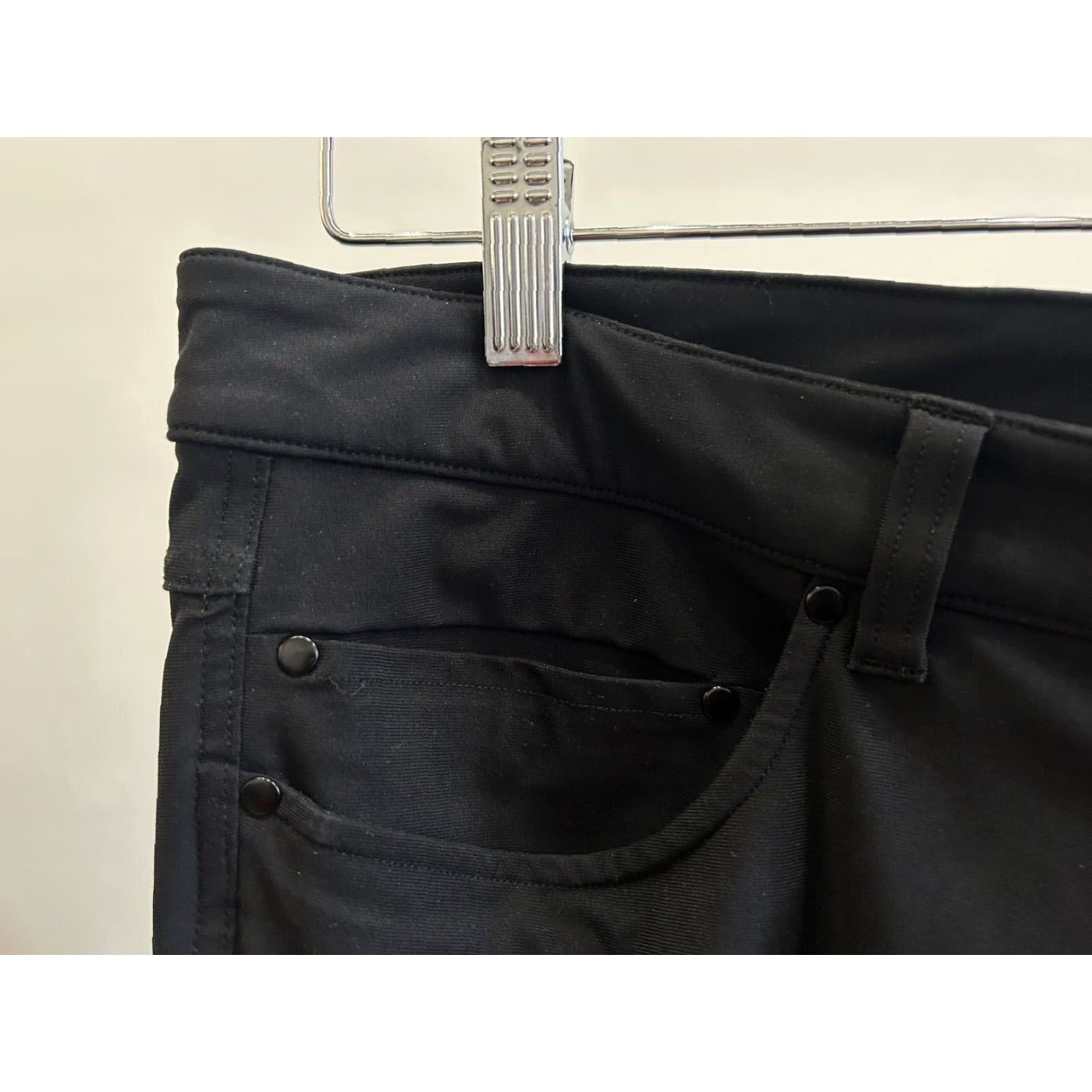Lululemon VINTAGE Lululemon Slim Dress Pants Men Black 32 Inseam 32 Skinny 9.5 Rise Used MSR 00+ Mens Size US 32 / EU 48 - 3 Thumbnail