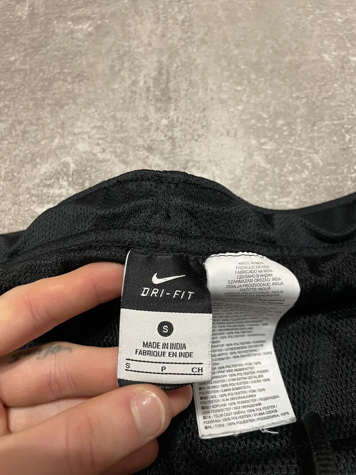 Nike Vintage Nike Parachute Black Nylon Track Pants Drill Size US 30 / EU 46 - 12 Thumbnail