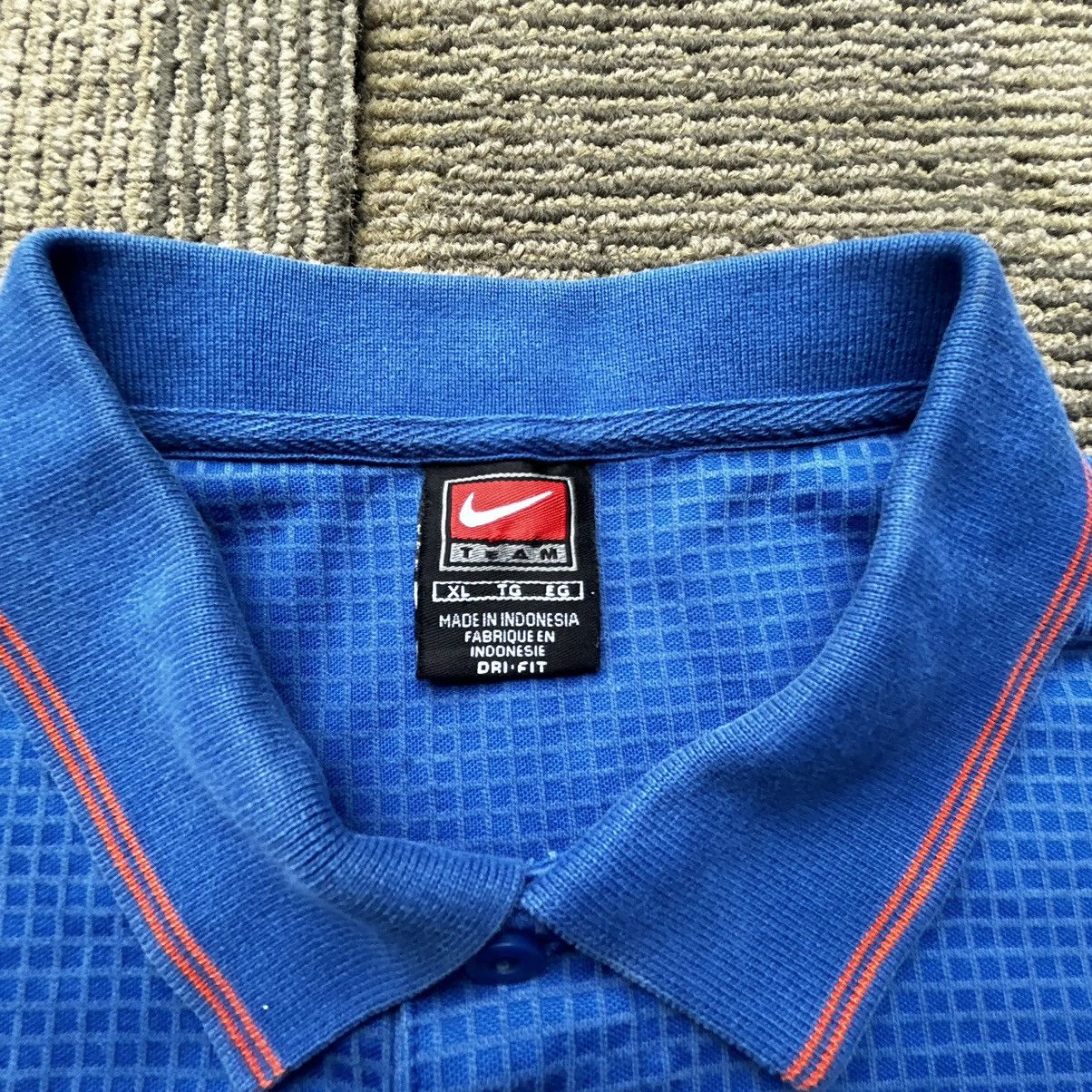 Nike Vtg University Of Florida Gators Nike Swoosh Polo Shirt Size US XL / EU 56 / 4 - 3 Thumbnail