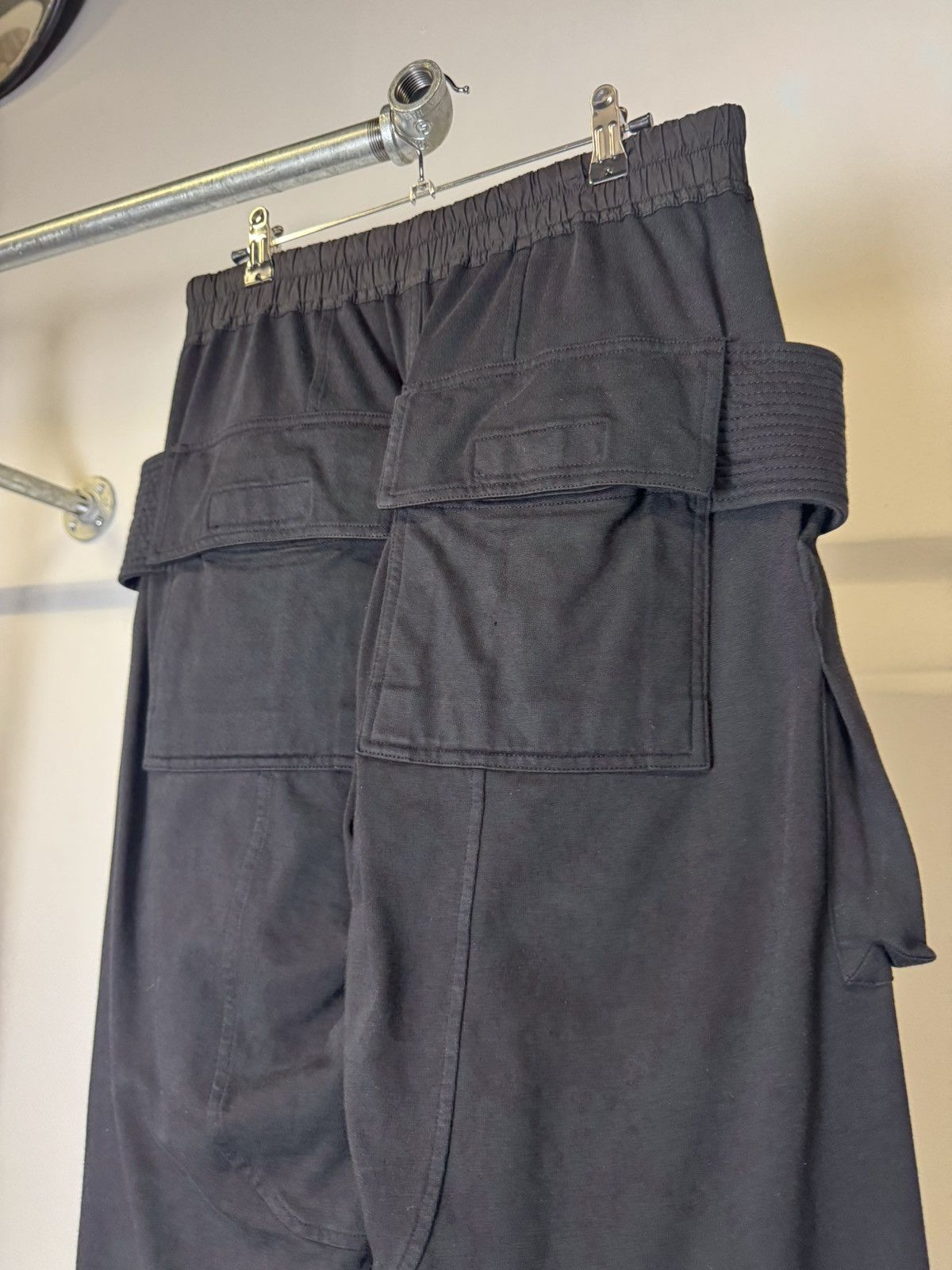 Rick Owens Rick owens cropped creatch cargo sweatpants Size US 30 / EU 46 - 4 Thumbnail