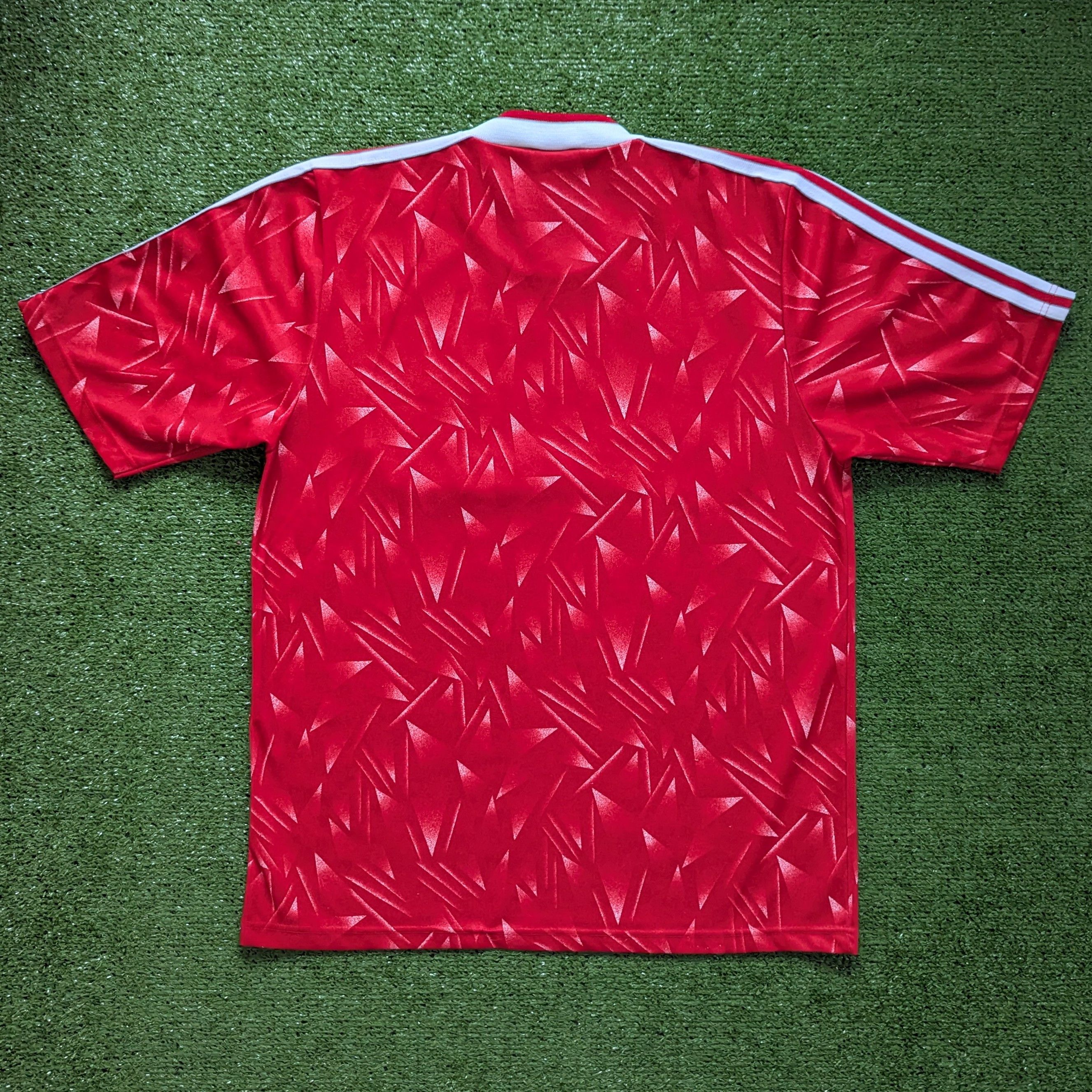 Adidas LIVERPOOL F.C. 1989/1991 HOME FOOTBALL SHIRT JERSEY ADIDAS Size US M / EU 48-50 / 2 - 2 Thumbnail
