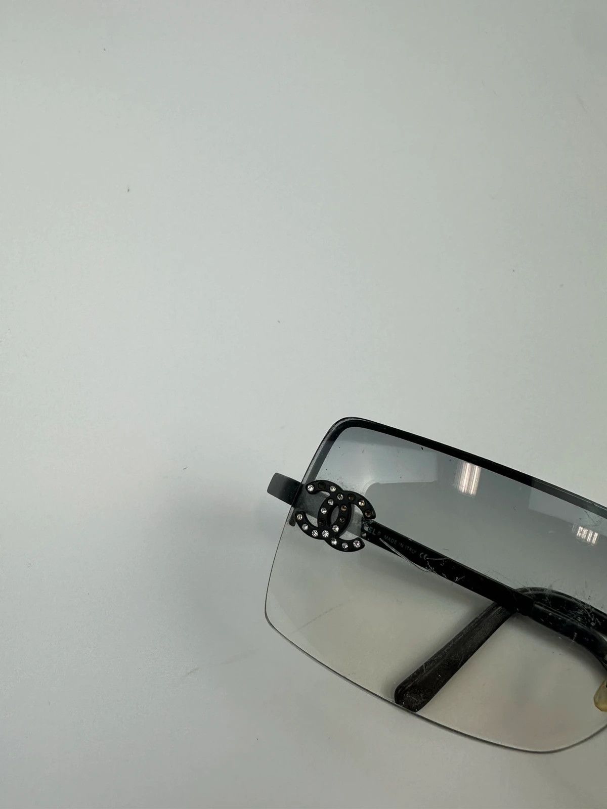Chanel Chanel Black & White Square Frame Sunglasses Rimless Strass Size ONE SIZE - 6 Thumbnail