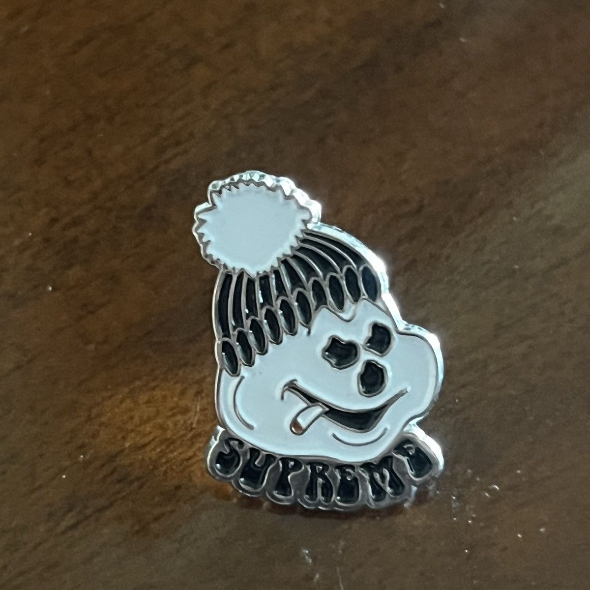 Supreme Supreme Snowman pin Size ONE SIZE - 12 Thumbnail