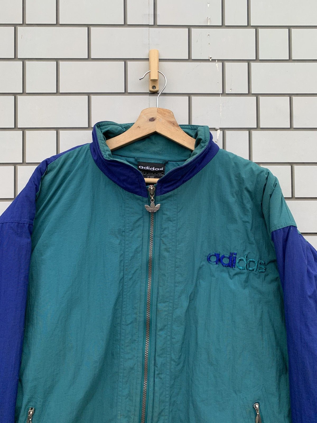 Adidas Vintage 90s Adidas Big Logo Oversized Jacket Size US L / EU 52-54 / 3 - 7 Thumbnail
