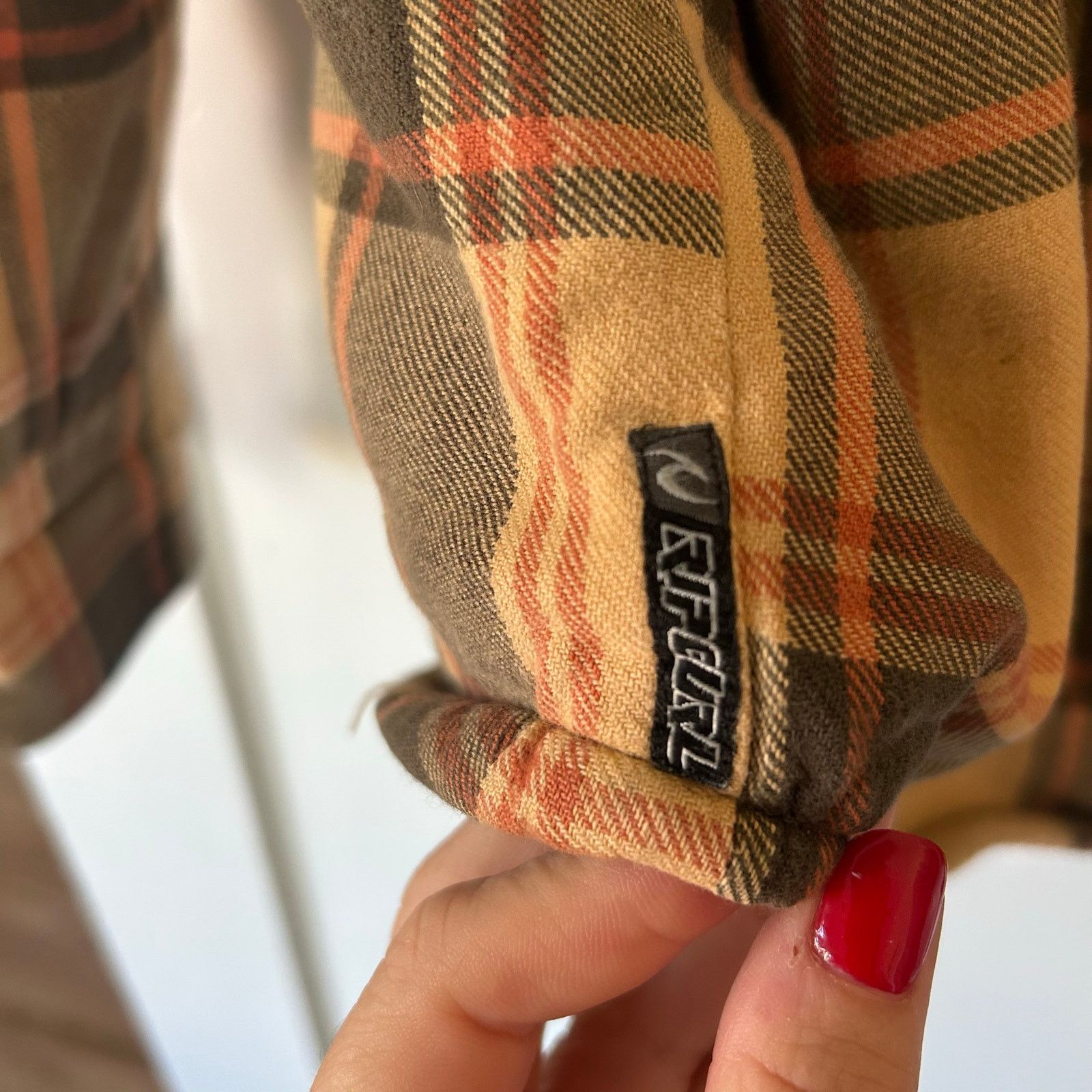 Rip Curl Men’s rip curl plaid button-down jacket with sherpa lining Size US L / EU 52-54 / 3 - 5 Thumbnail