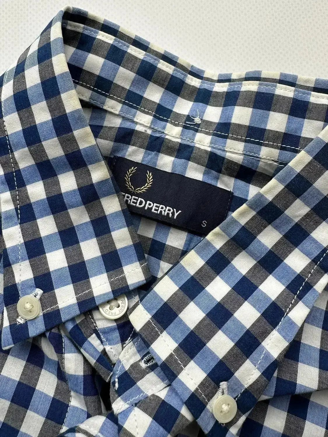 Fred Perry Fred Perry Shirt Short Sleeve (320) Size US S / EU 44-46 / 1 - 4 Thumbnail
