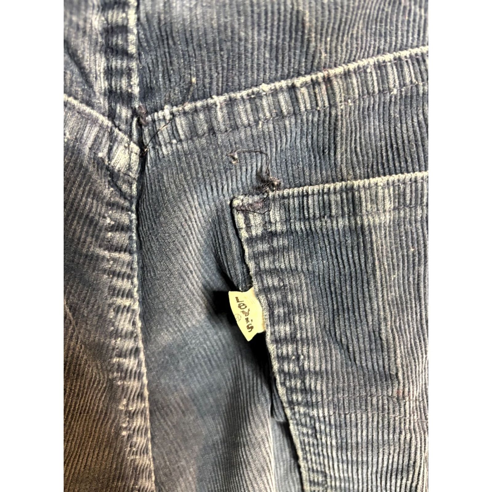 Vintage VINTAGE Levi's 517 Blue Corduroy Pants 34 Regular Bootcut Men 80s Retro USA Levi's 500 Series Size US 34 / EU 50 - 4 Thumbnail