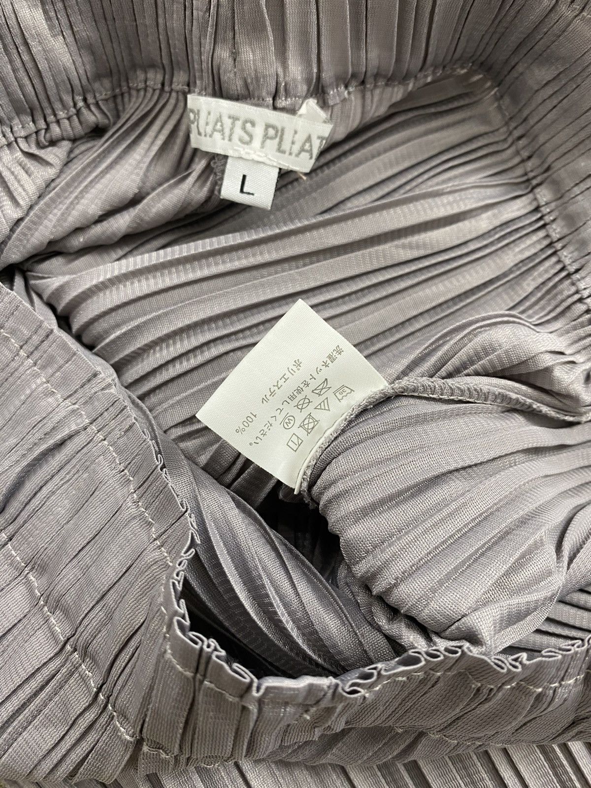 Pleats Please Issey Miyake Vintage Pleats Please Issey Miyake Wide Leg Pants Dark Gray Size US 28 / EU 44 - 10 Thumbnail