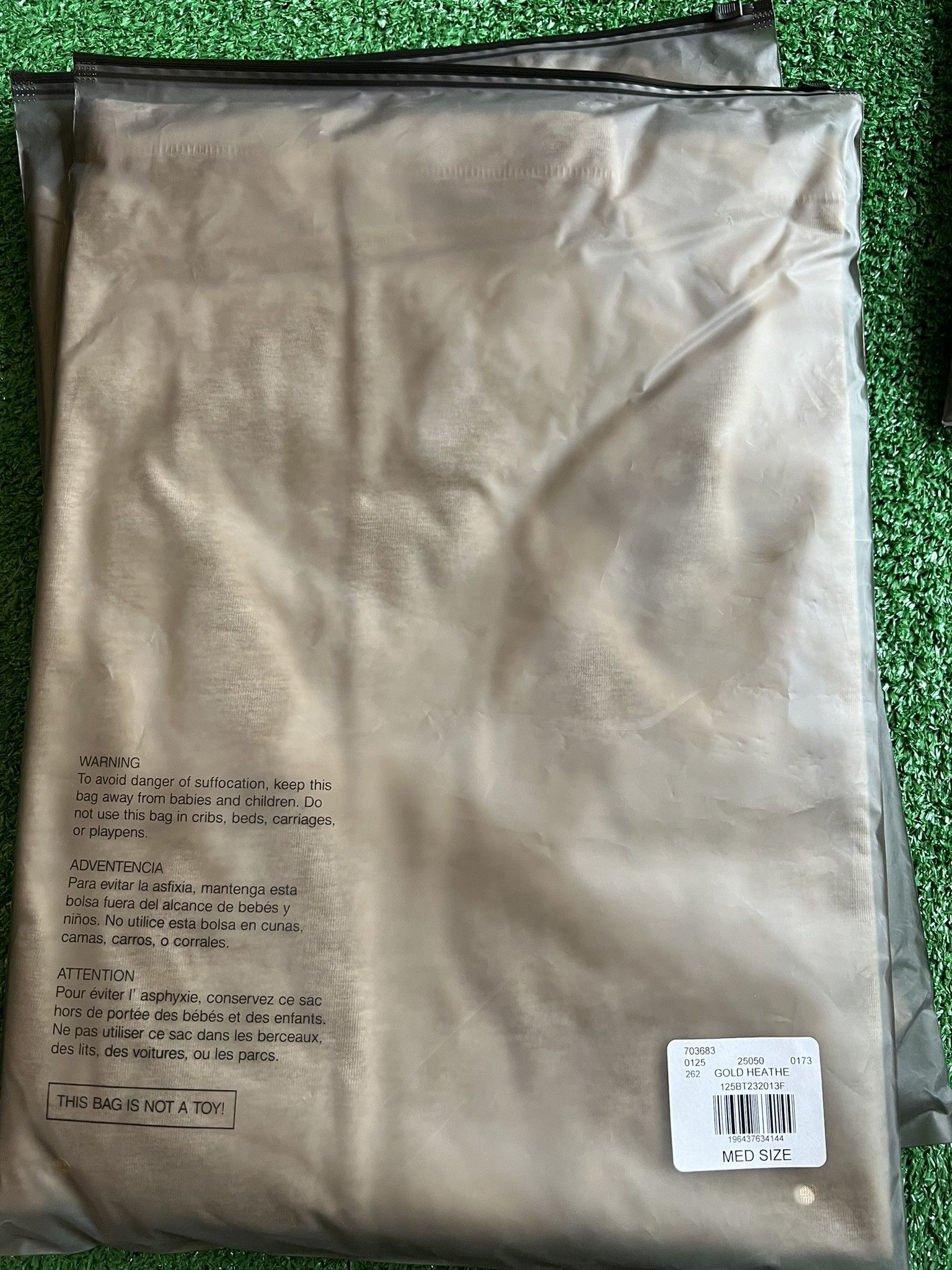 Essentials × Fear of God Fear of God Essentials LS Tee Gold Heather Size US M / EU 48-50 / 2 - 6 Thumbnail