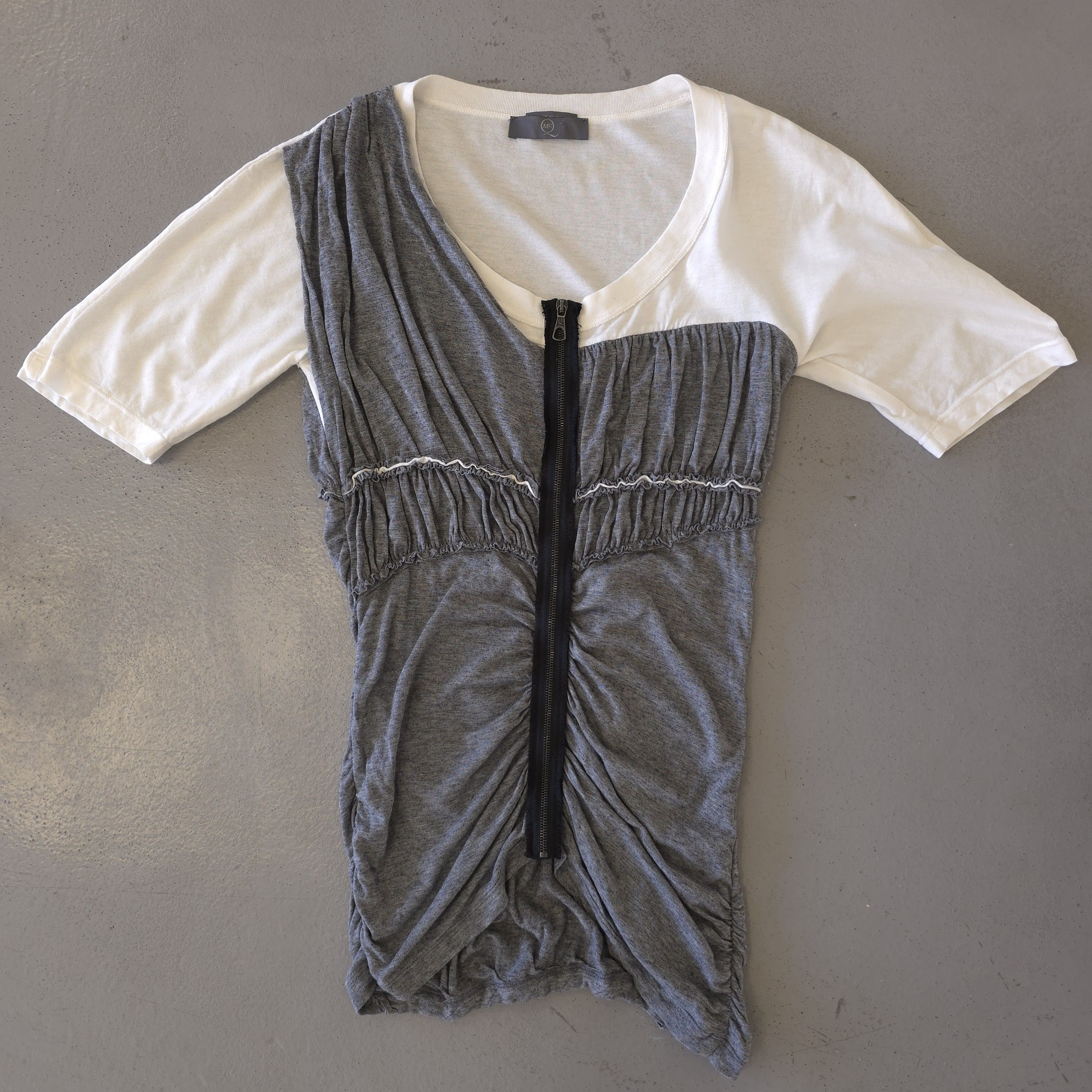 McQ Alexander McQueen Alexander McQueen Fron Zip Dress Top Size M / US 6-8 / IT 42-44 - 1 Thumbnail