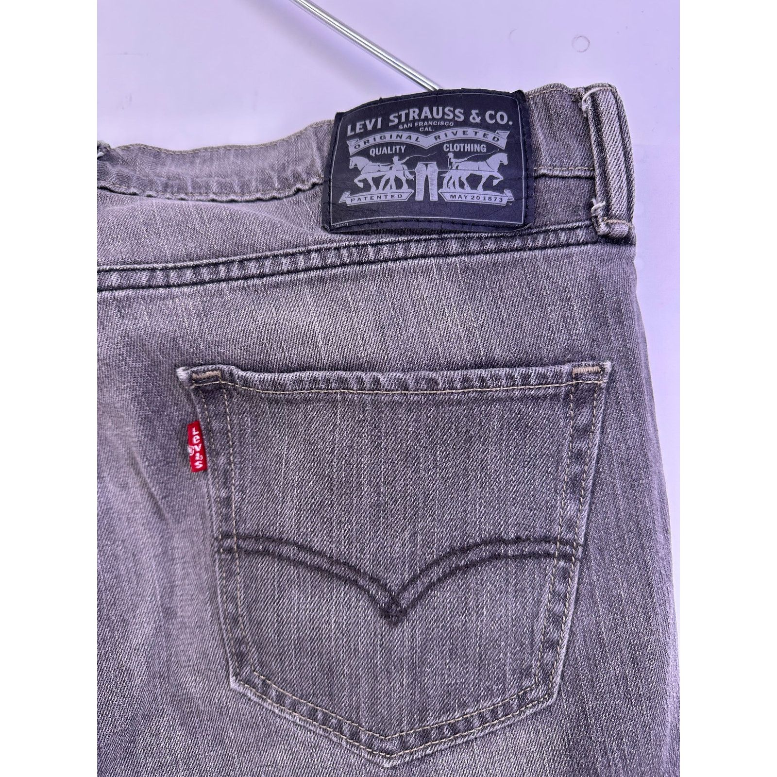 Levi's Vintage 2002 Levi’s Dark Gray Jeans Size w34 L30 straightfit Size US 34 / EU 50 - 10 Thumbnail