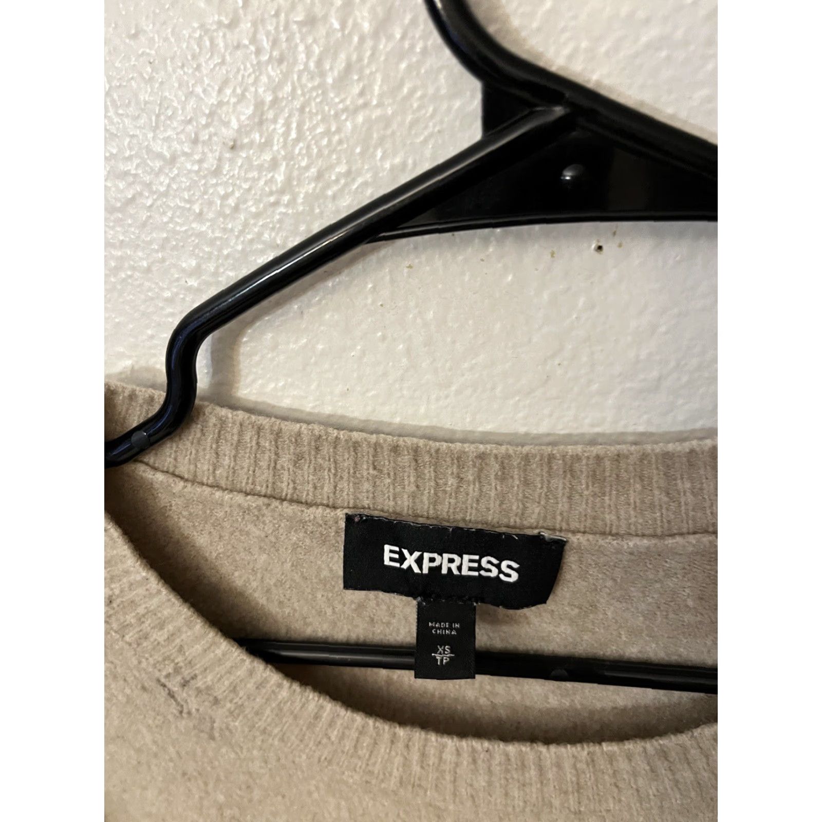 Express Express Womens Pullover Sweater Long Sleeve Crew Neck Knit Size XS Brown Beige Size XS / US 0-2 / IT 36-38 - 3 Thumbnail