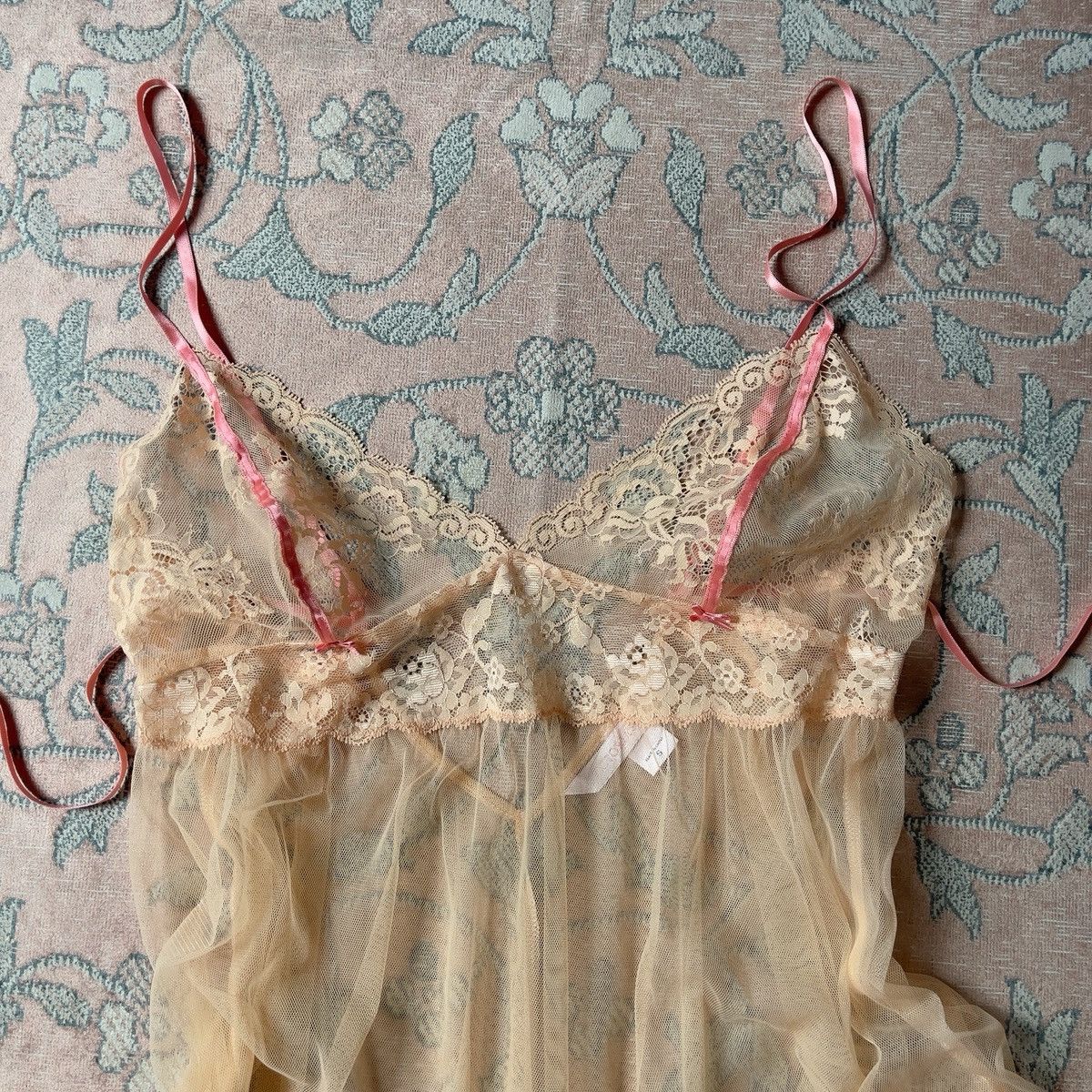 Victoria's Secret Victoria’s Secret Peach Sheer Mesh Mini Slip Dress (S) Size S / US 4 / IT 40 - 8 Thumbnail