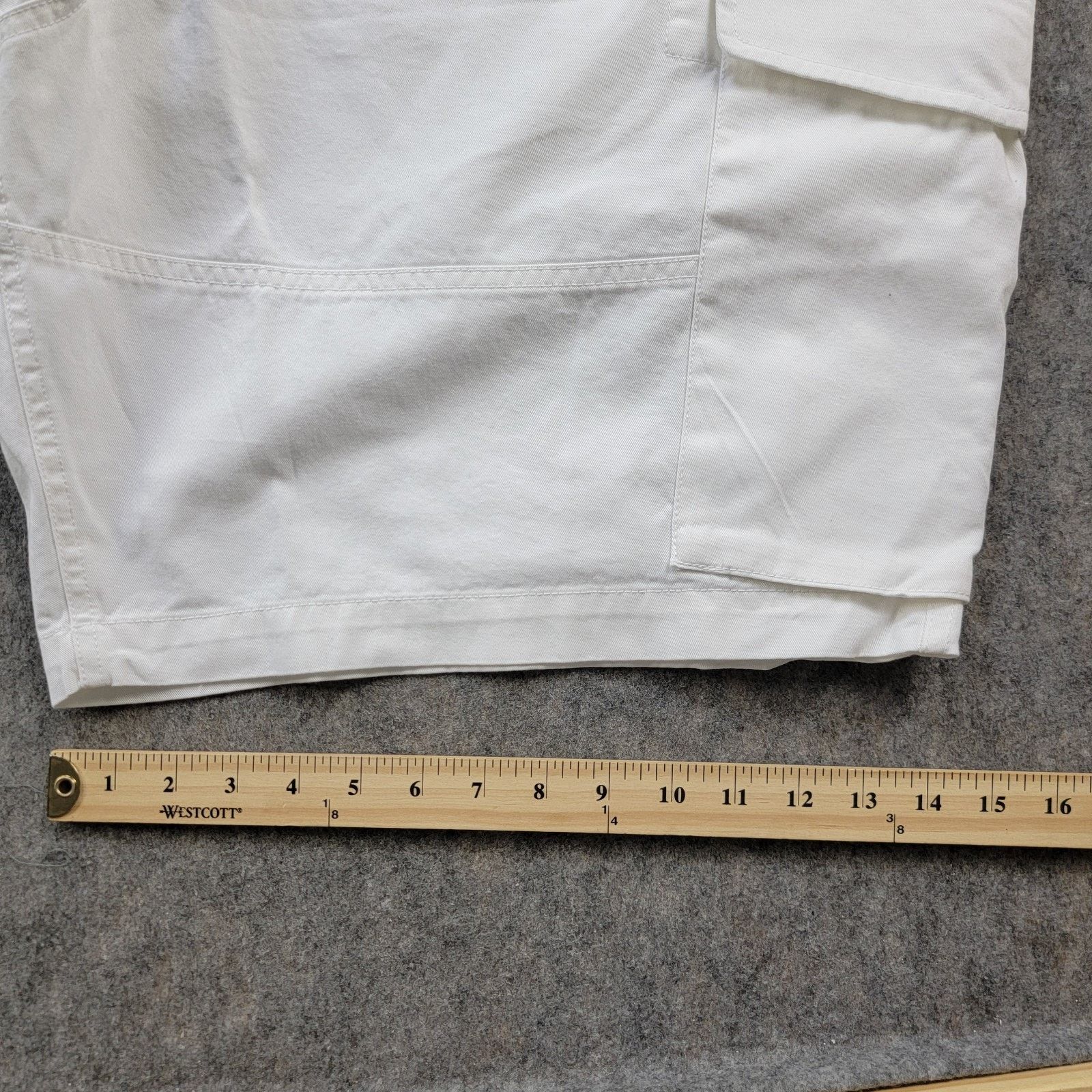 Polo Ralph Lauren Polo Ralph Lauren White Relaxed Fit Cargo Shorts 48 Size US 44 / EU 60 - 7 Thumbnail