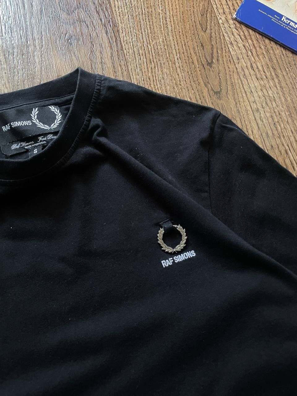 Fred Perry × Raf Simons Fred Perry X Raf Simons Vintage Black T-Shirt Size US S / EU 44-46 / 1 - 5 Thumbnail