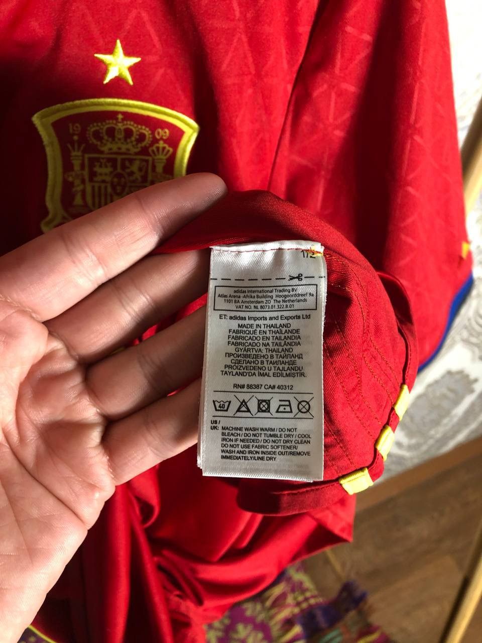 Adidas VINTAGE ADIDAS SPAIN SOCCER JERSEY RETRO BARCELONA Y2K 90s Size US S / EU 44-46 / 1 - 5 Thumbnail