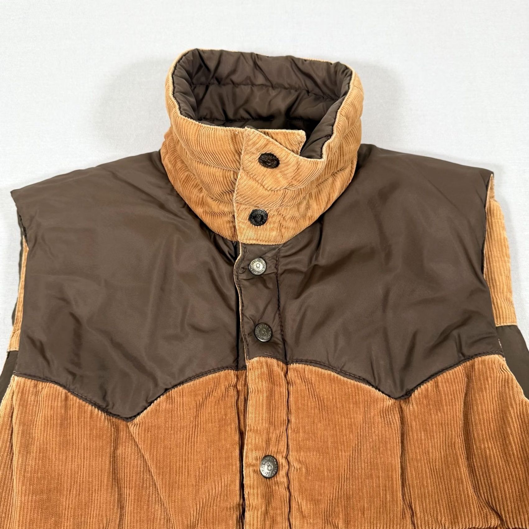 Ocean Pacific VINTAGE Ocean Pacific Vest Mens Small Brown Corduroy Reversible Puffer Snap OP Size US S / EU 44-46 / 1 - 2 Thumbnail