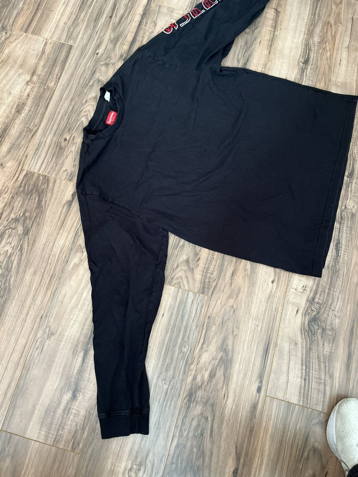 Supreme Supreme Cut Out L/S Top Size US XL / EU 56 / 4 - 11 Thumbnail