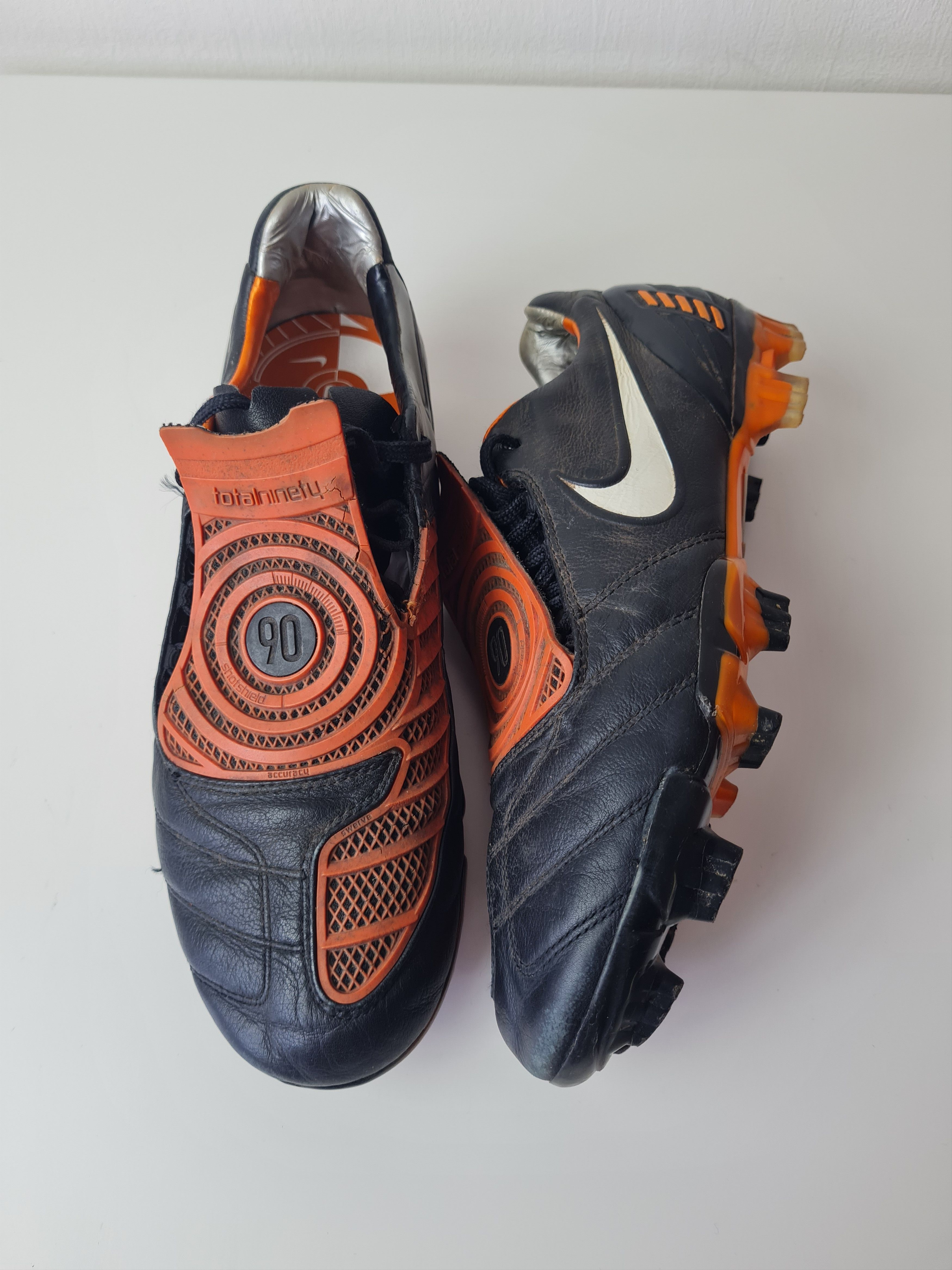 Nike Football Soccer Cleats NikeTotal 90 Laser Black Orange Size US 8 / EU 41 - 18 Thumbnail