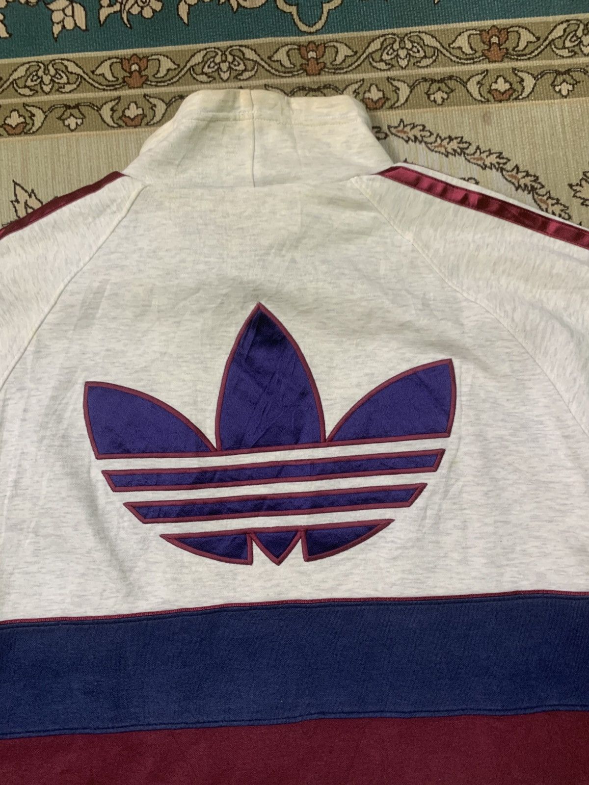 Adidas VINTAGE ADIDAS SWEATSHIRTS 90s BIG LOGO Size US M / EU 48-50 / 2 - 16 Thumbnail